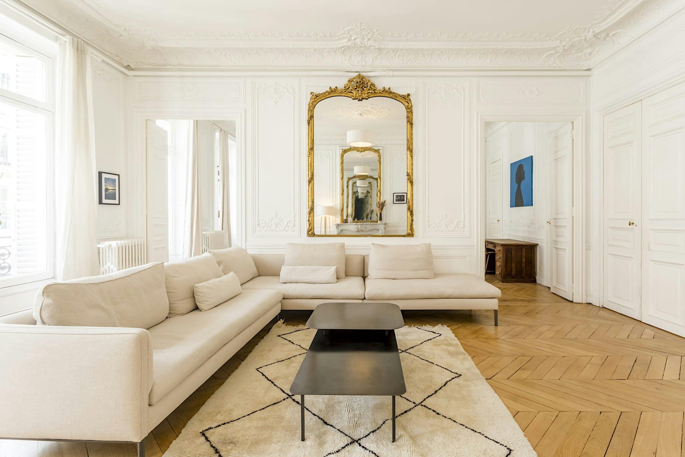 Château Bonne Nouvelle Paris Grands Boulevards 13: Luxury 3-Bedroom Apartment with Air Conditioning, Grands Boulevards Paris