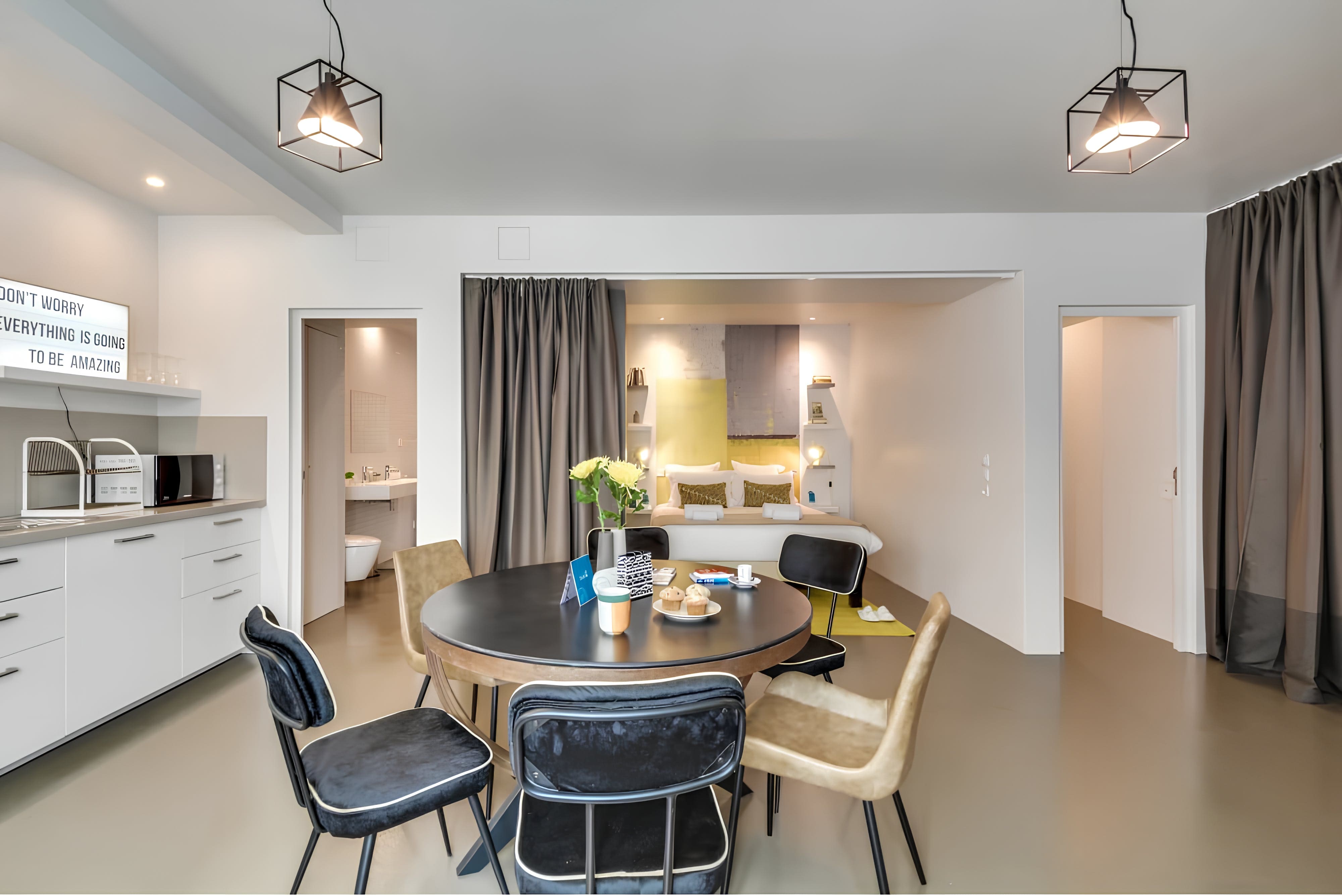 Villa Aurore Sainte-Catherine Le Marais: Charming 3-Bedroom Apartment Rental with Air-Con in Le Marais, Paris