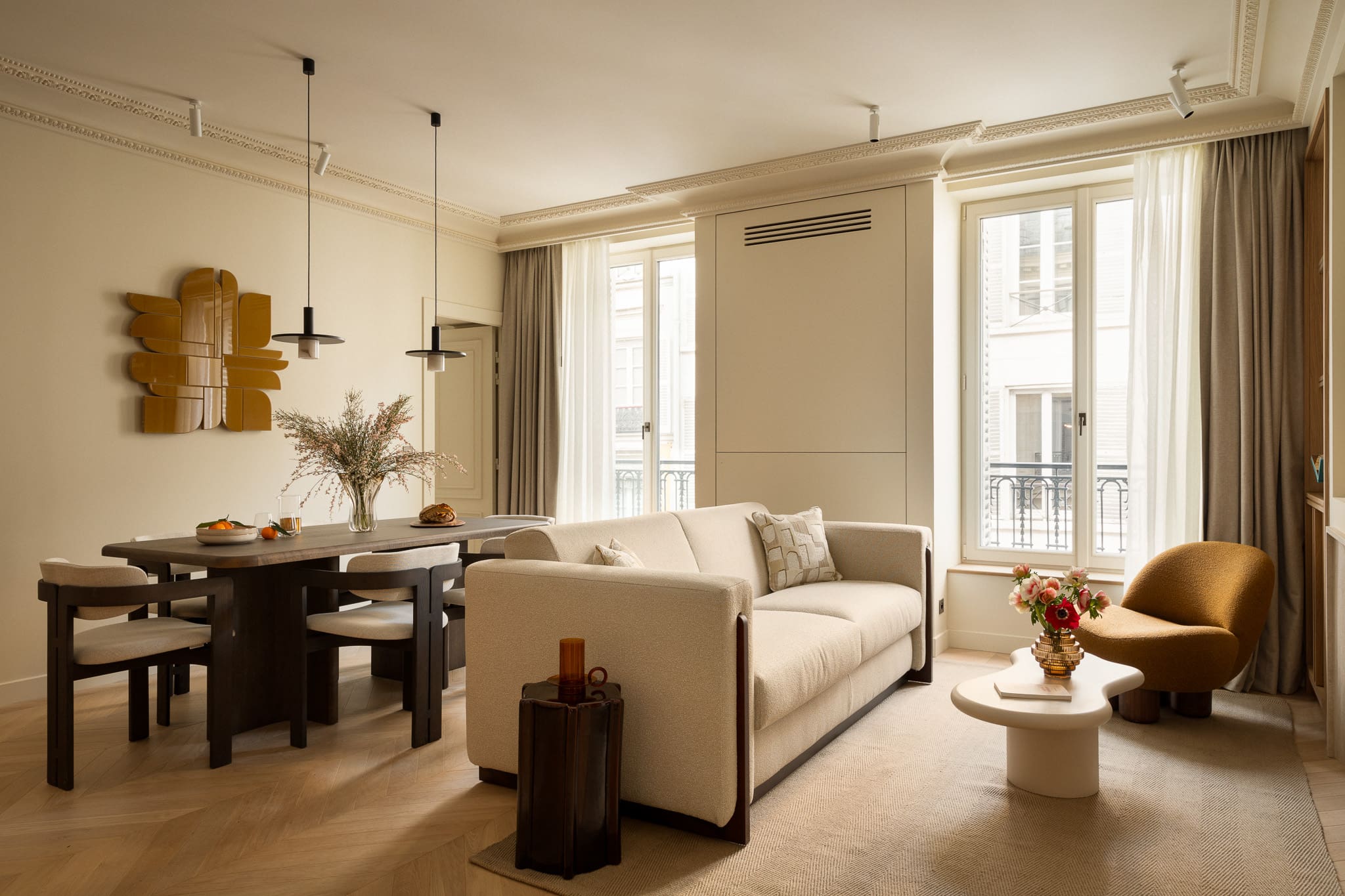 Villa Safran Ternes Arc de Triomphe – Champs-Élysées-750459: Elegant 2-Bedroom Luxury Apartment, Arc de Triomphe – Champs-Élysées