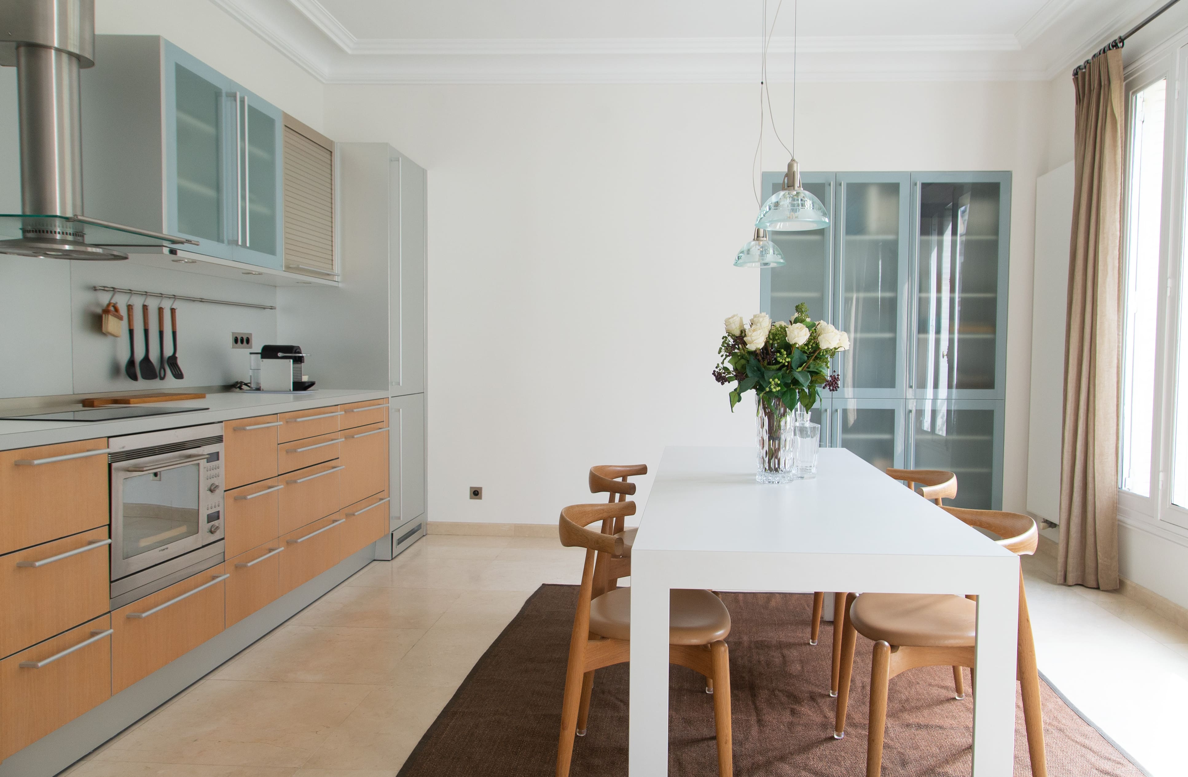 Villa Crépuscule Passy Eiffel Tower-845276: Spacious 4-Bedroom Family Apartment Rental Near Eiffel Tower, Paris