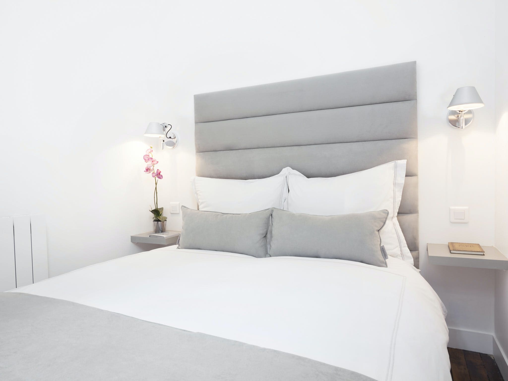 Château Halles Montorgueil Montorgueil – Les Halles 2: Chic 2-Bedroom Family-Friendly Apartment Rental Montorgueil Paris