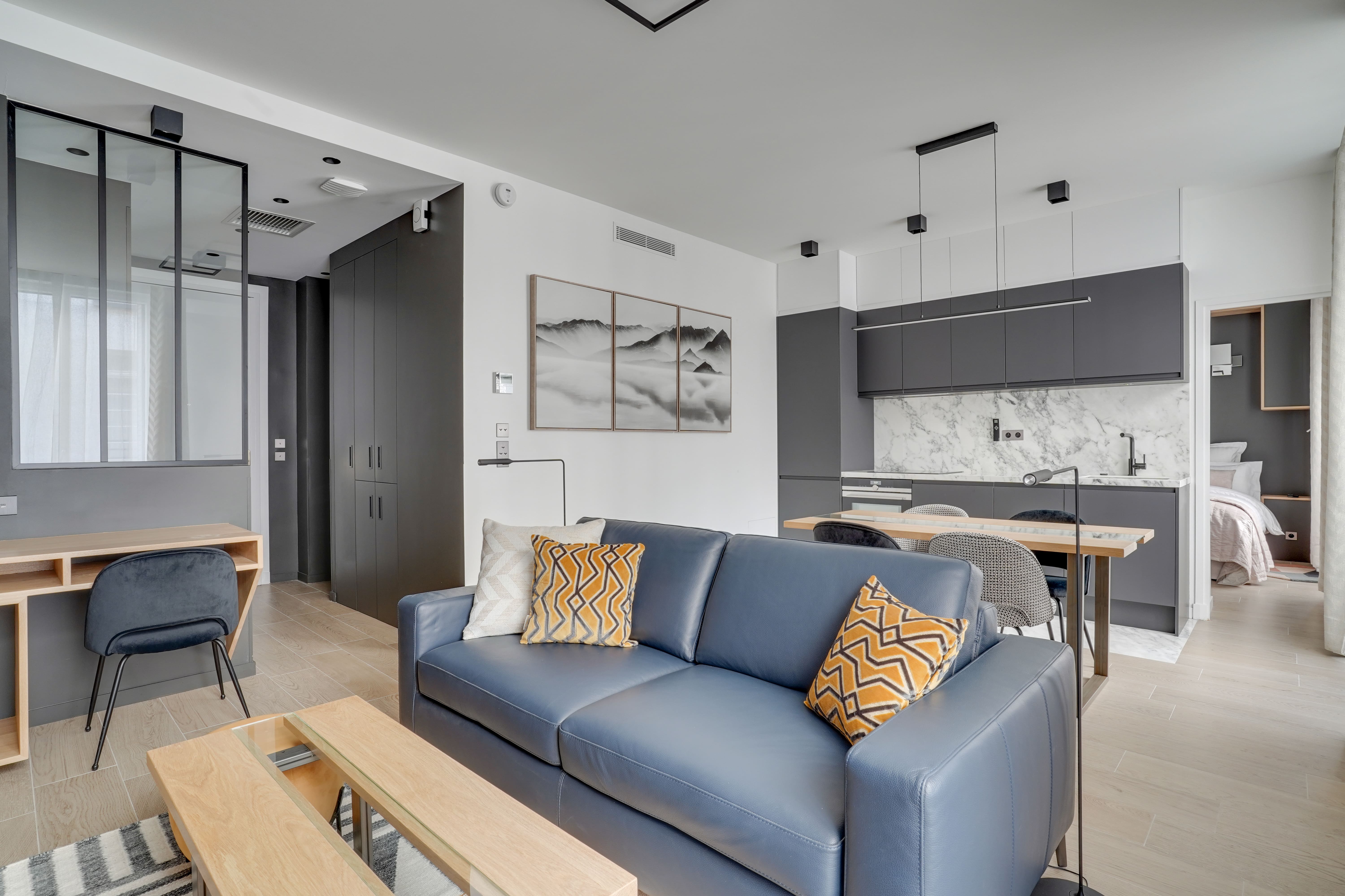 Villa Safran Saint-Étienne Île de la Cité: Luxury 1-Bedroom Apartment with Hot Tub, Île de la Cité, Paris