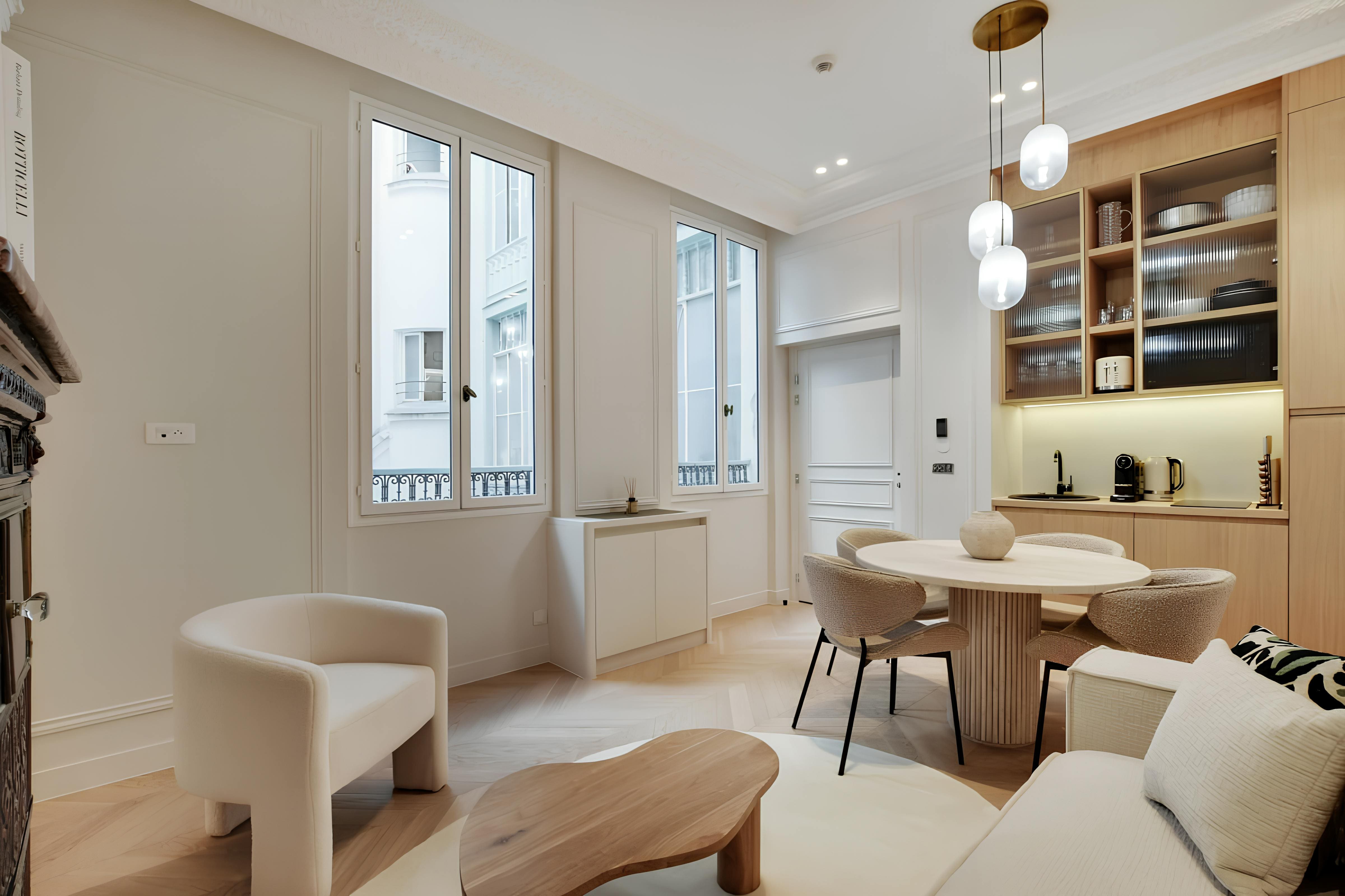 Château Madeleine Paris Opéra – Madeleine – Grands Magasins 9: Elegant 1-Bedroom Townhouse Rental with Family-Friendly Features, Opéra Paris