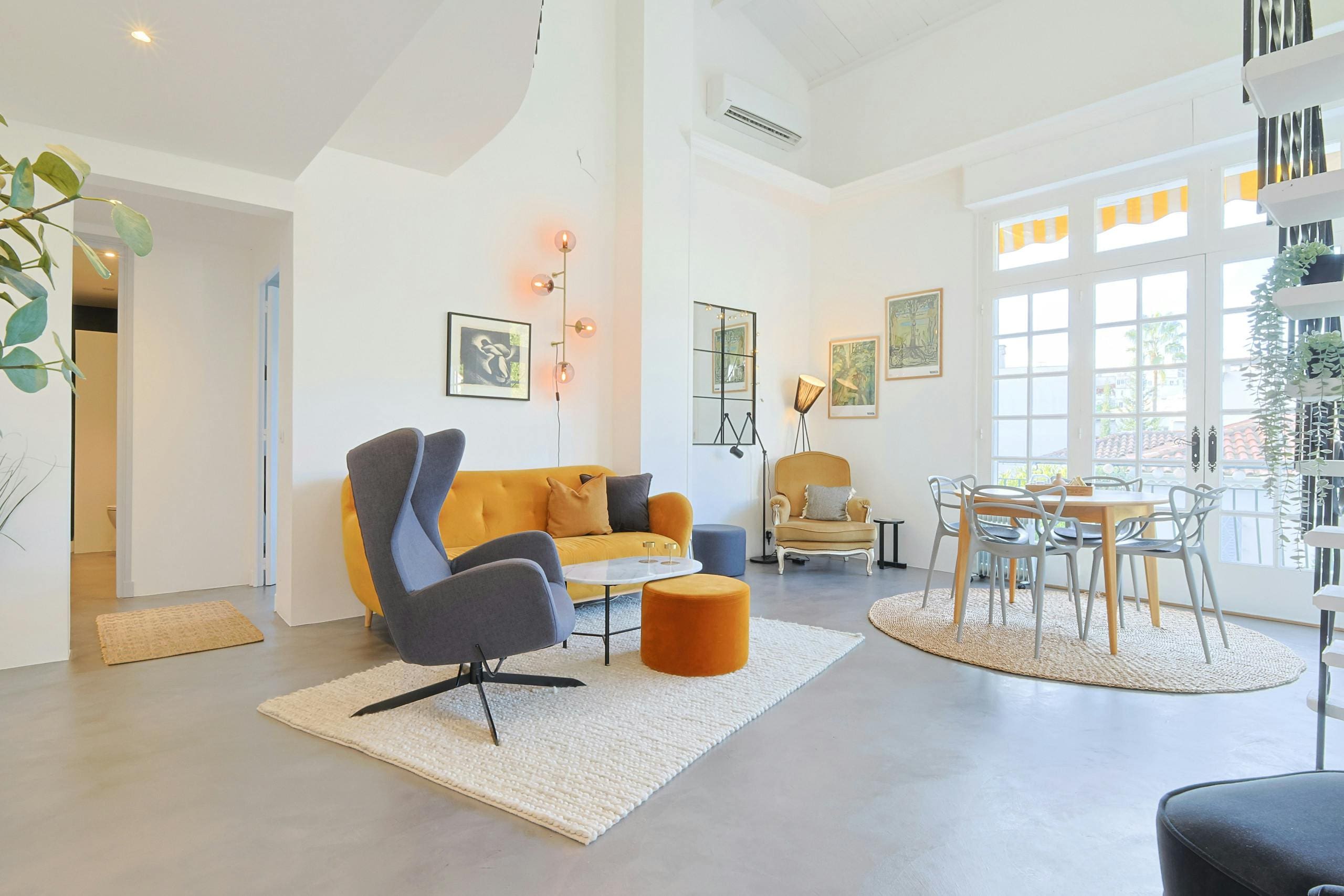 Château Montfleury Cannes: Stylish 2-Bedroom Apartment Rental with Private Terrace in Cannes