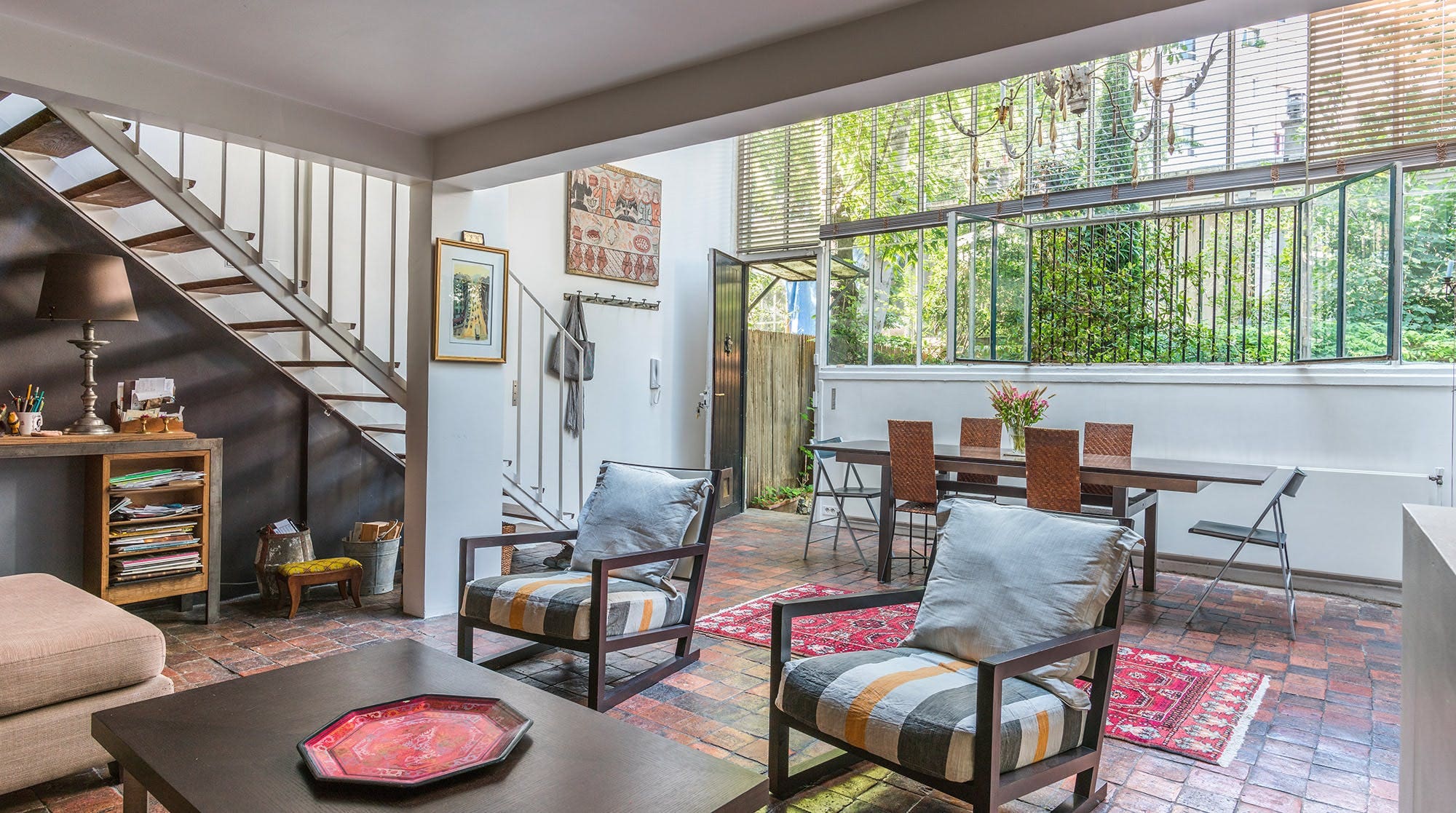 Villa Crépuscule Vavin Montparnasse & Catacombs-848546: Spacious 3-Bedroom Apartment Rental with Family-Friendly Features in Montparnasse Paris