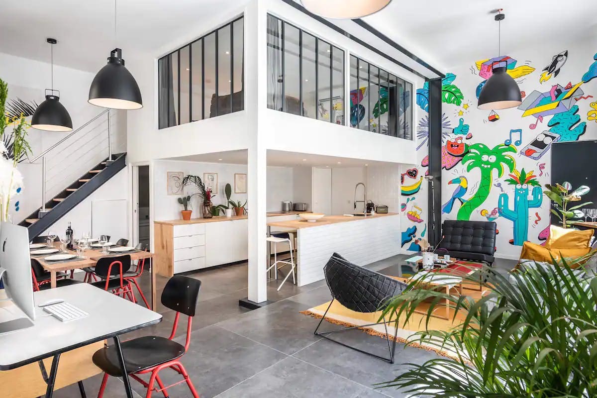 Château Oberkampf Paris Canal Saint Martin – Oberkampf 5: Luxury 2-Bedroom Loft with Air-Con and Family-Friendly Features, Canal Saint Martin