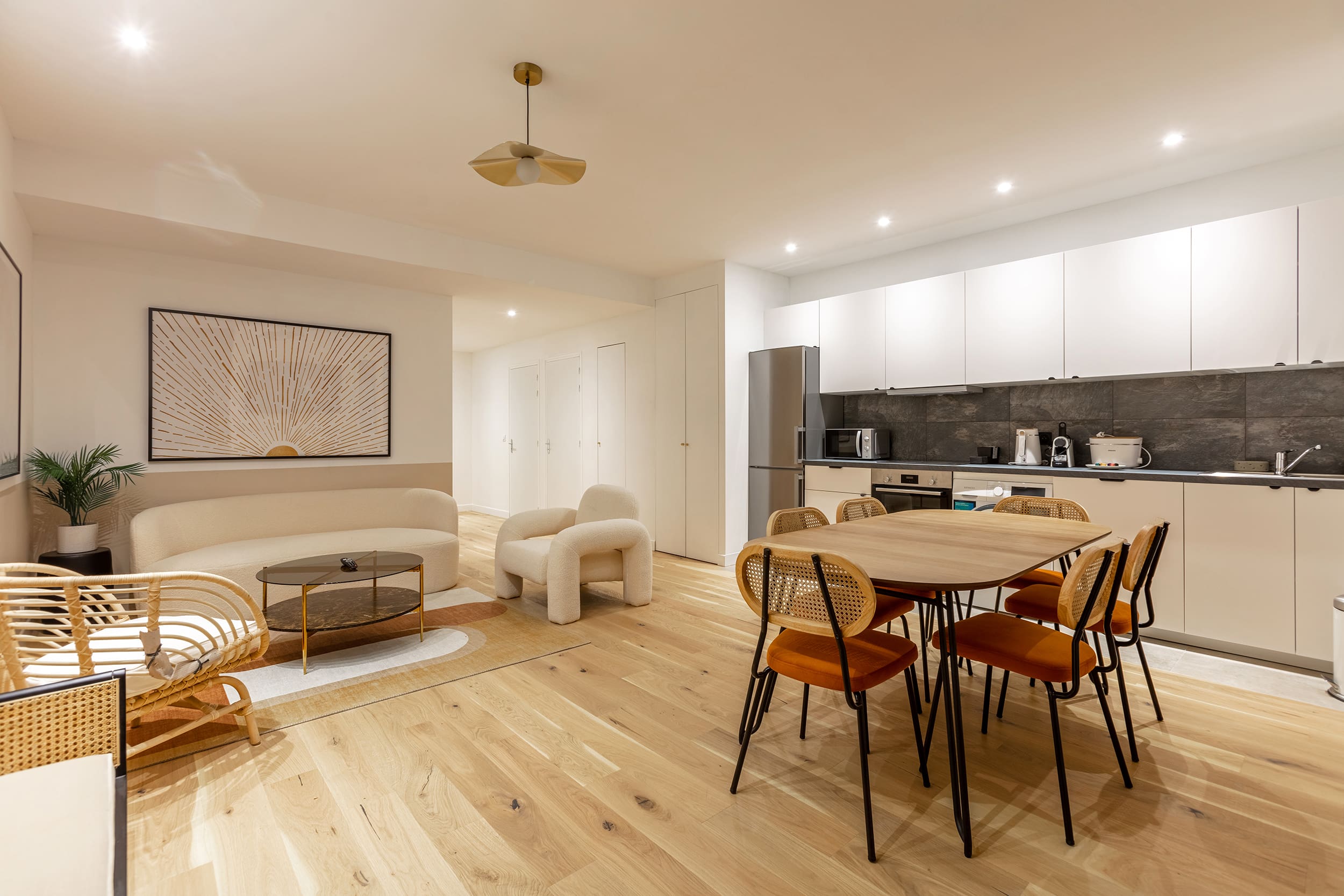Château Oberkampf Paris Canal Saint Martin – Oberkampf: Contemporary 3-Bedroom Apartment Rental with Family-Friendly Features, Canal Saint Martin