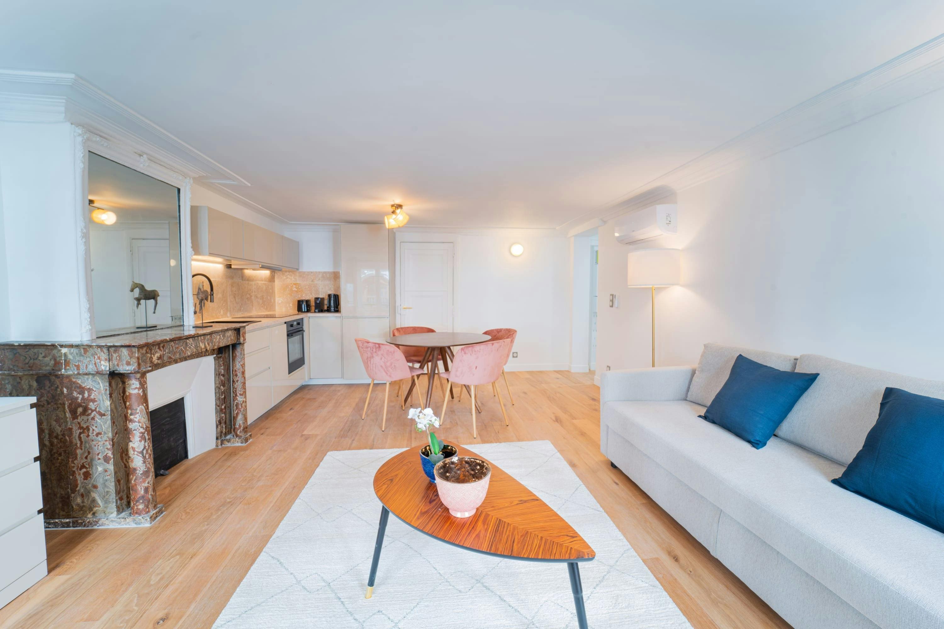 Château Opéralia Paris: Chic 1-Bedroom Apartment with Air-Con and Family Amenities, Opéra Paris