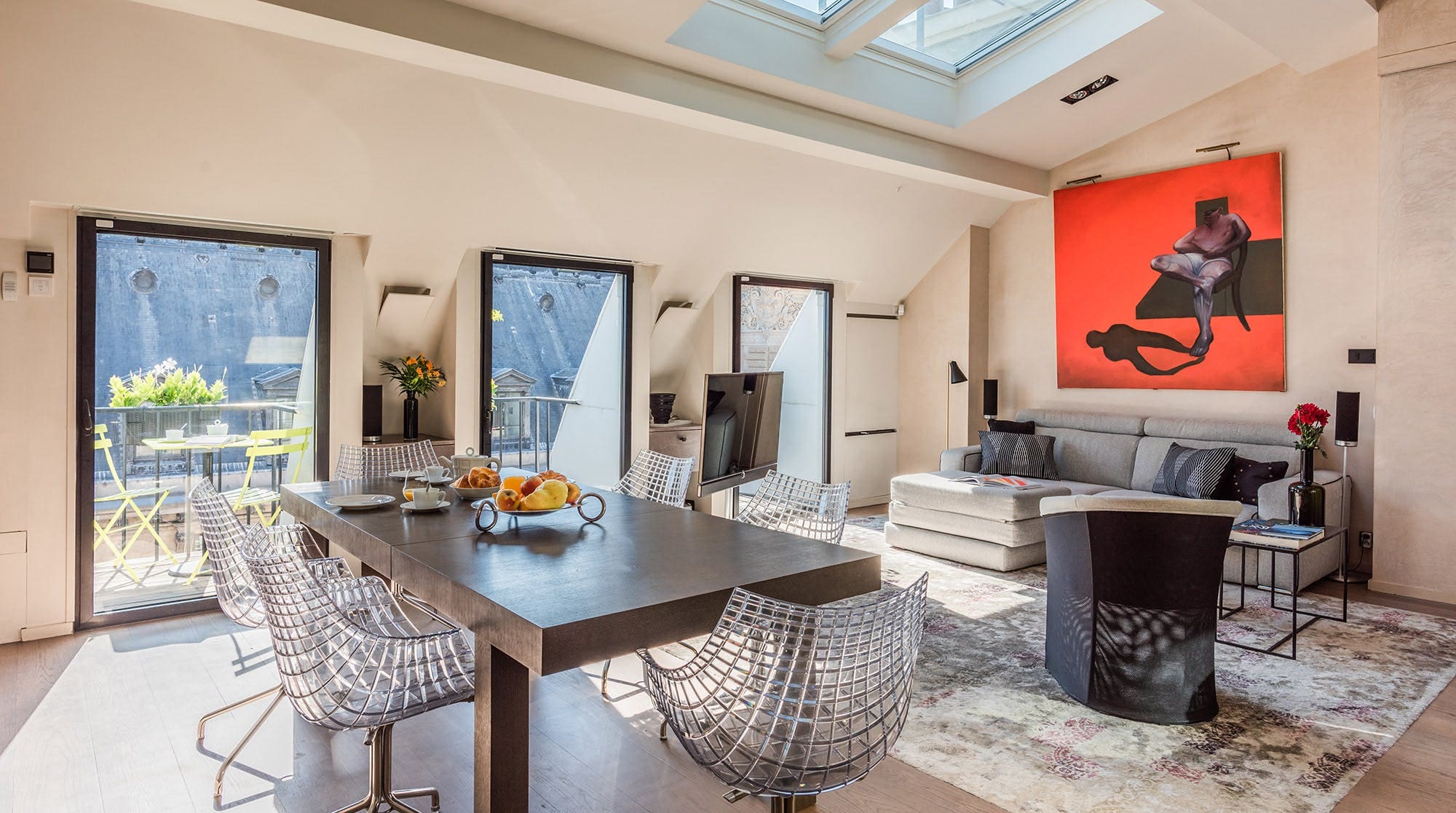 Château Palais Tuileries: Elegant 1-Bedroom Apartment Rental with Air Conditioning, Louvre Palais Royal
