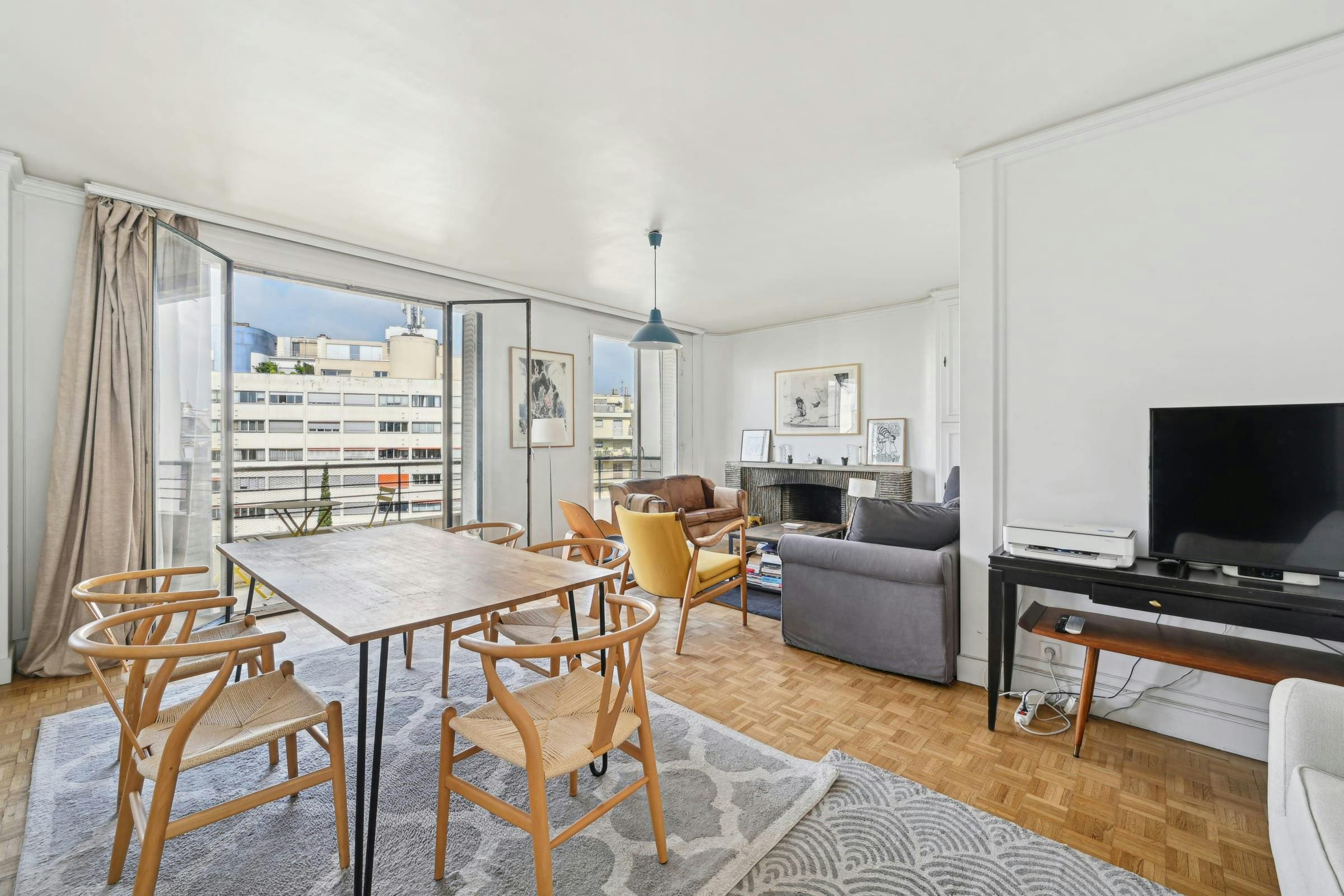 Villa Crépuscule Passy Trocadéro-841800: Charming 2-Bedroom Family-Friendly Townhouse Rental in Trocadéro, Paris