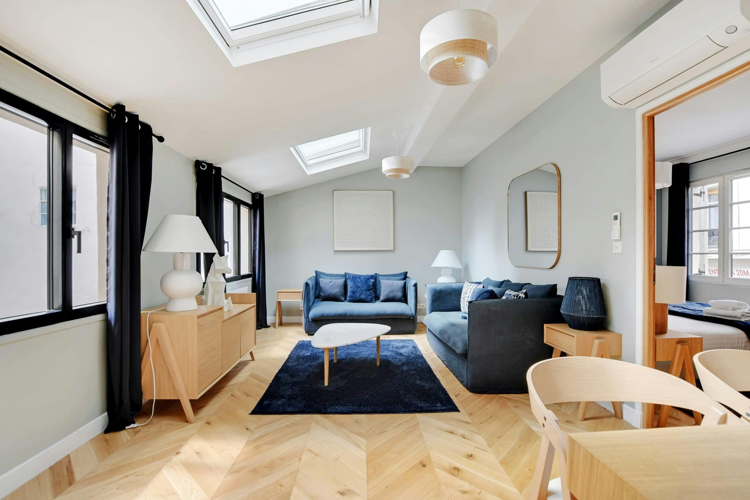 Villa Safran Anvers South Pigalle: Stylish 2-Bedroom Apartment Rental with En-Suite Bathrooms, South Pigalle Paris