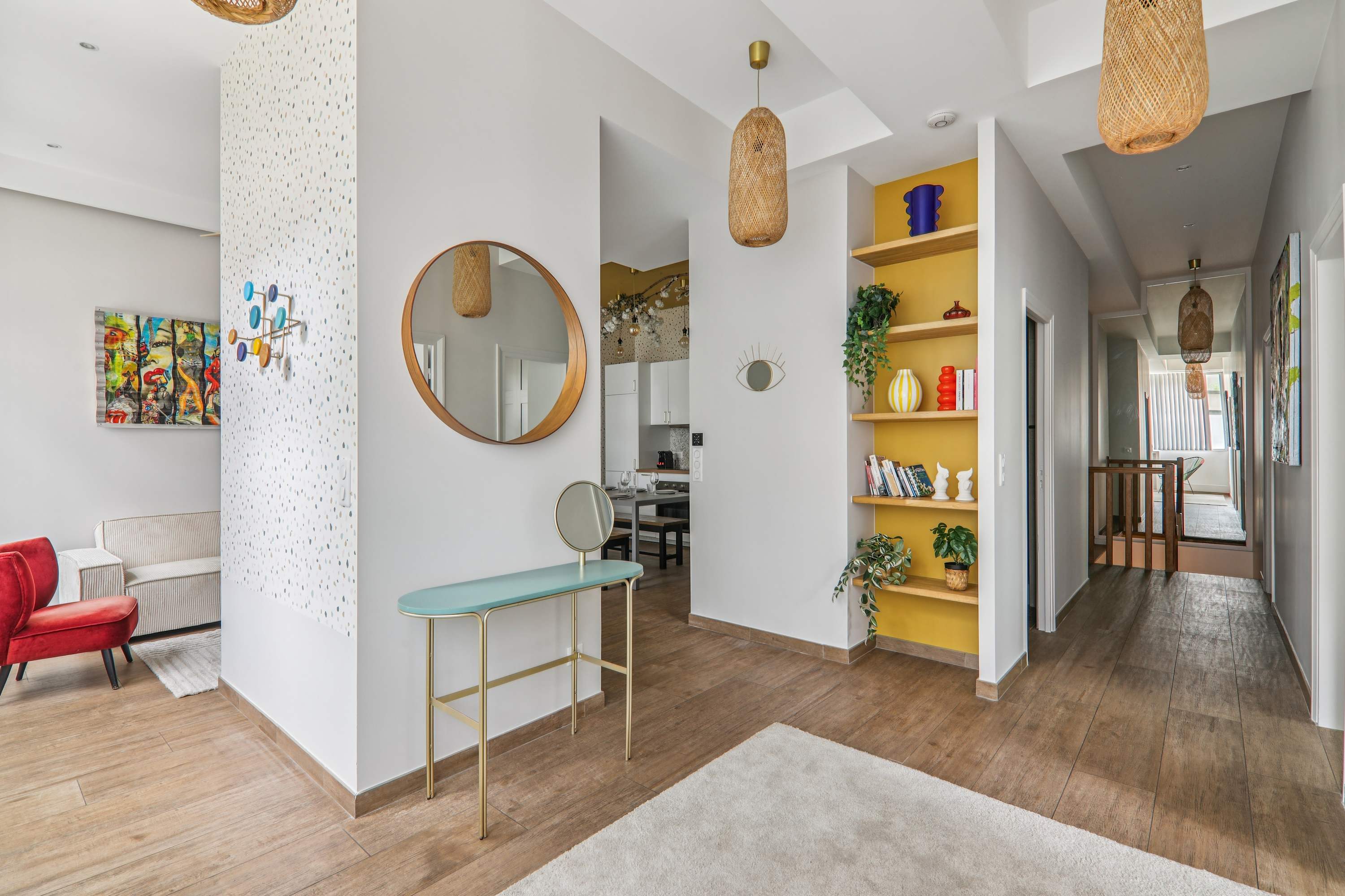 Château Réveillon Père Lachaise: Luxury 3-Bedroom Family-Friendly House in Père Lachaise, Paris