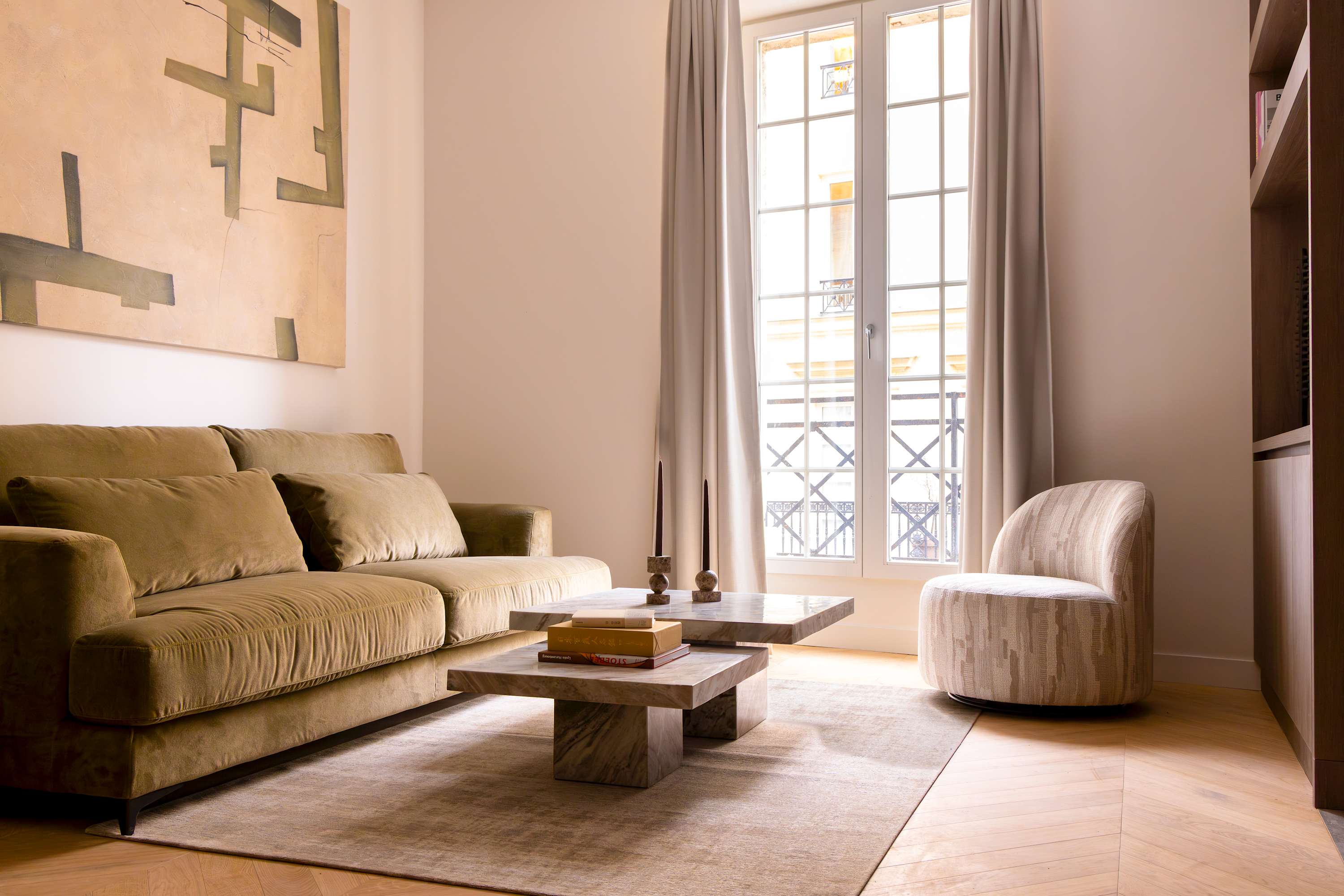 Villa Crépuscule Bonne Nouvelle Grands Boulevards-847554: Stylish 2-Bedroom Apartment Rental with Balcony in Grands Boulevards
