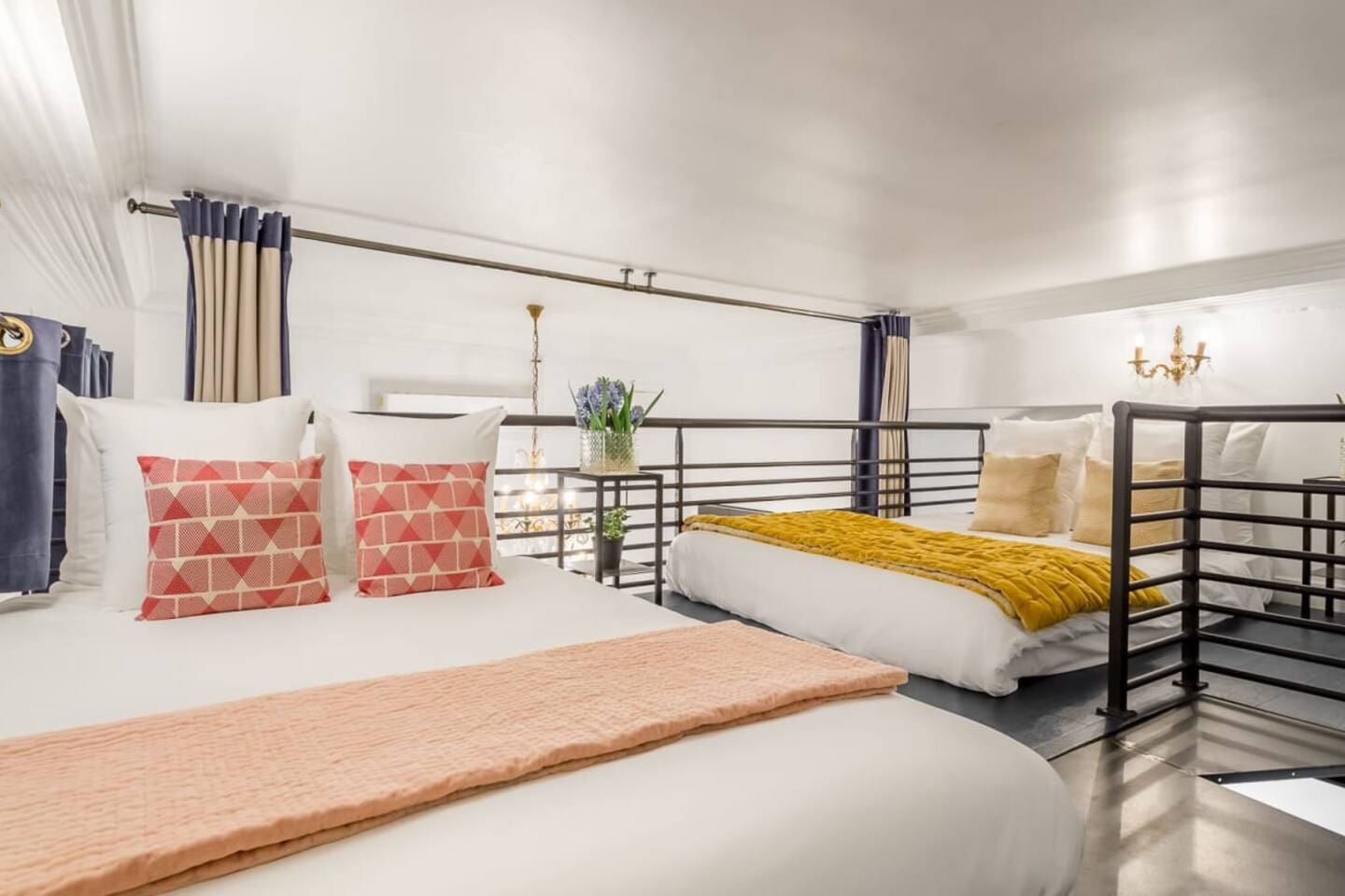 Château Saint-Hubert Montorgueil: Elegant 2-Bedroom Apartment Rental with Family-Friendly Features in Montorgueil, Paris