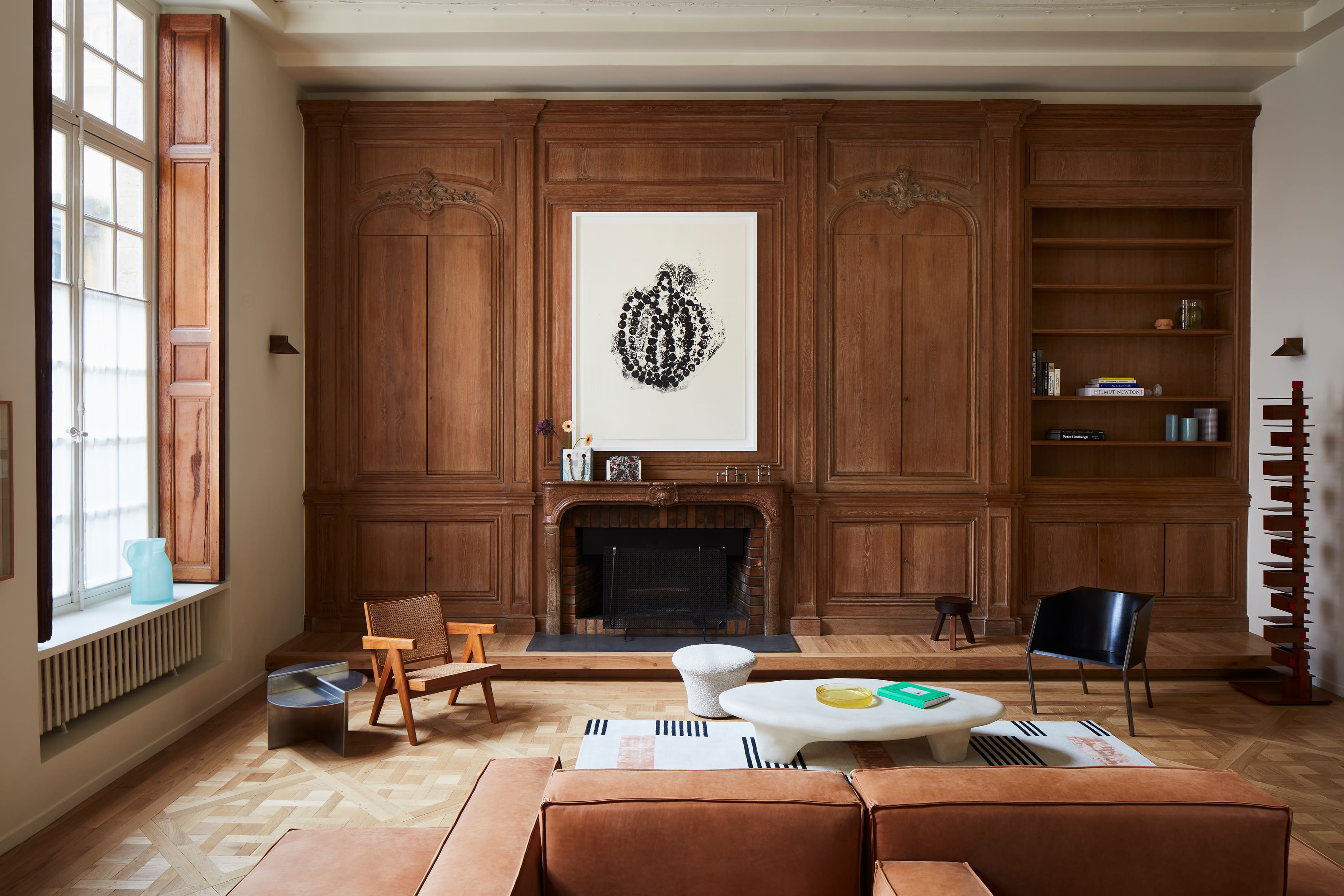 Villa Aurore Parvis Notre-Dame Île de la Cité: Luxury 4-Bedroom Family Apartment with Courtyard, Île de la Cité