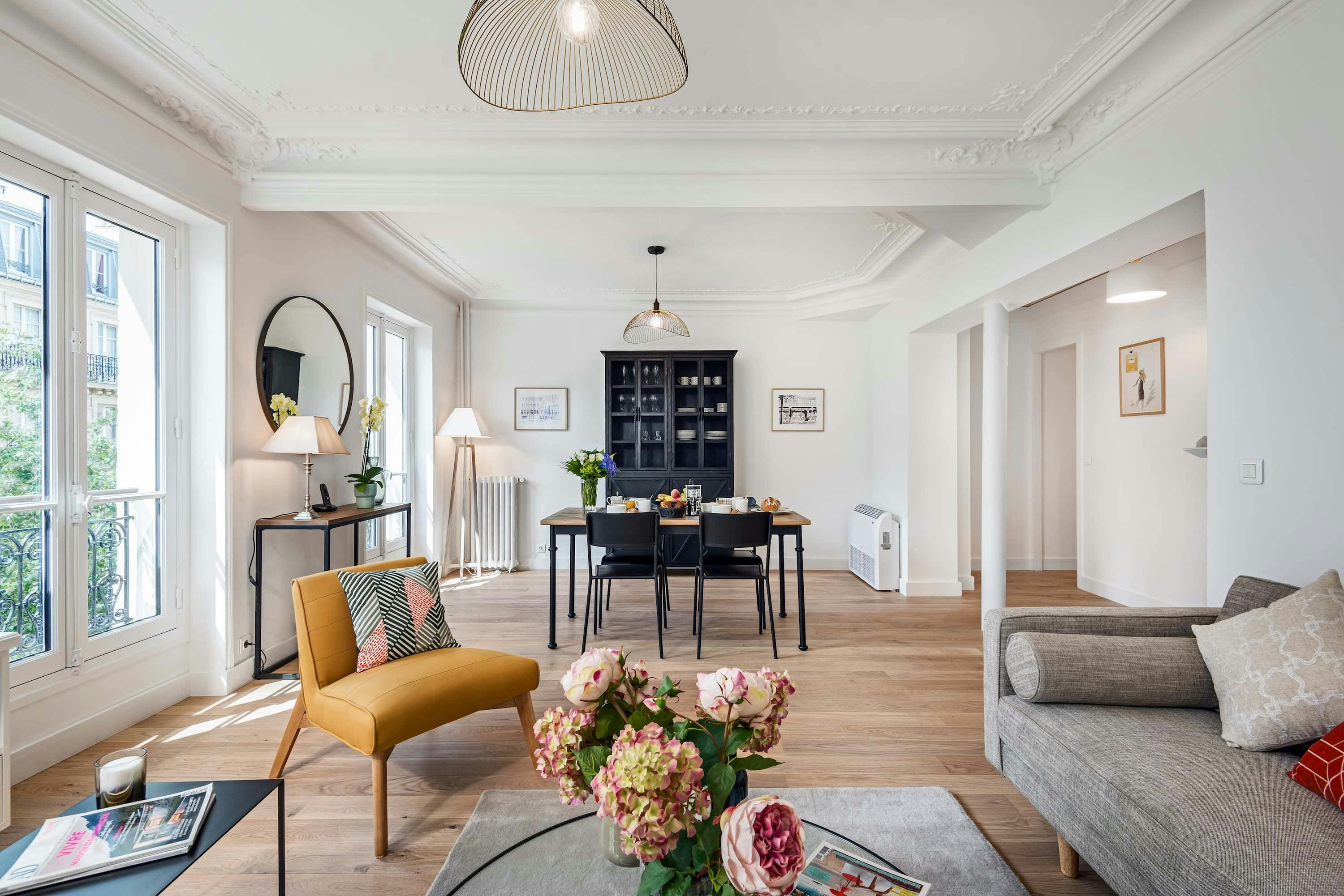 Villa Aurore Arbalète Latin Quarter: Elegant 2-Bedroom Apartment with Air Conditioning in Latin Quarter, Paris