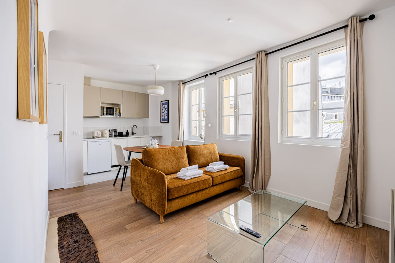 Château Sorbonne Paris Latin Quarter 7: Chic 1-Bedroom Apartment Rental with Family-Friendly Features, Latin Quarter