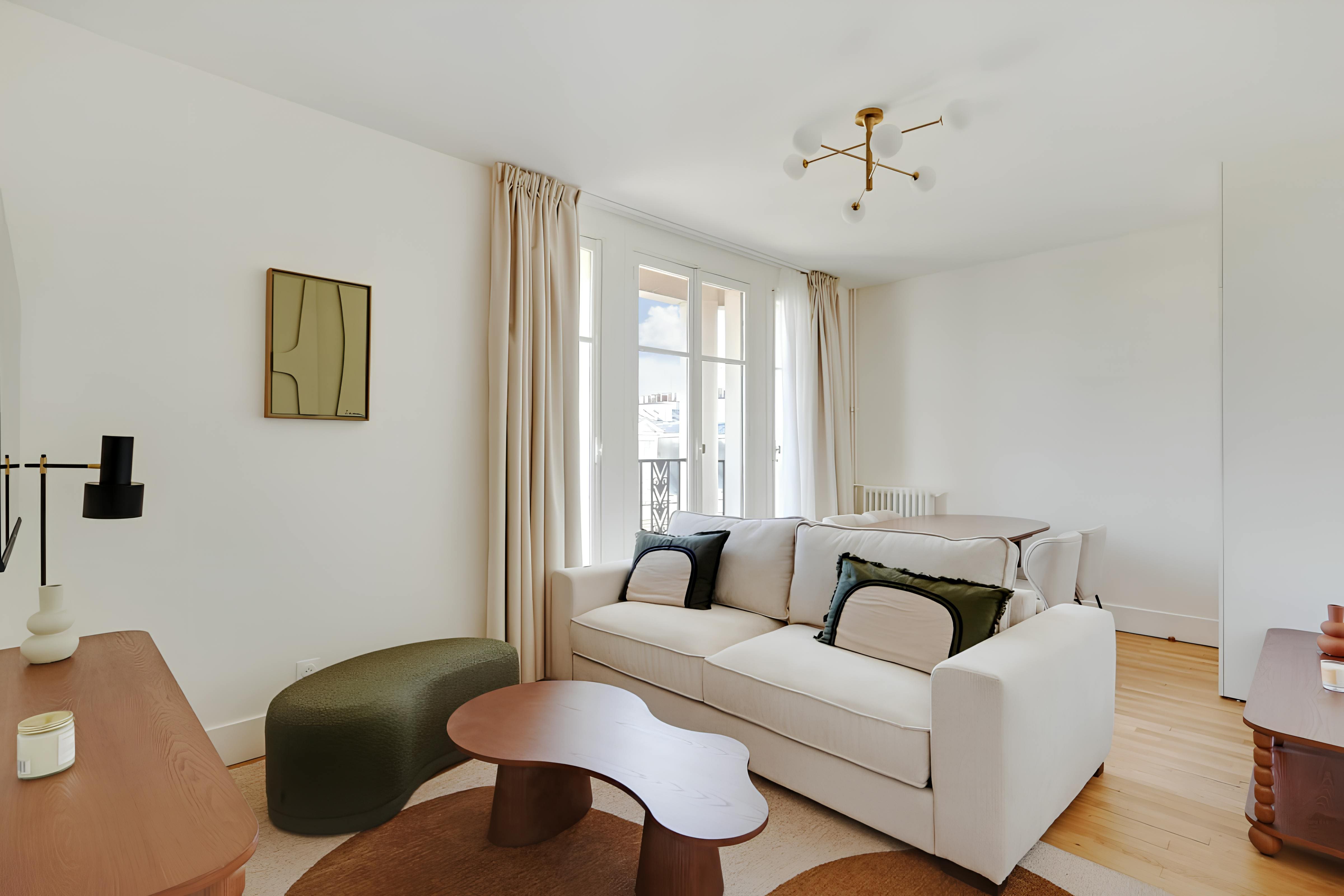 Villa Autan Rue Mouffetard Latin Quarter: Chic 1-Bedroom Apartment Rental with Air Conditioning in Latin Quarter Paris