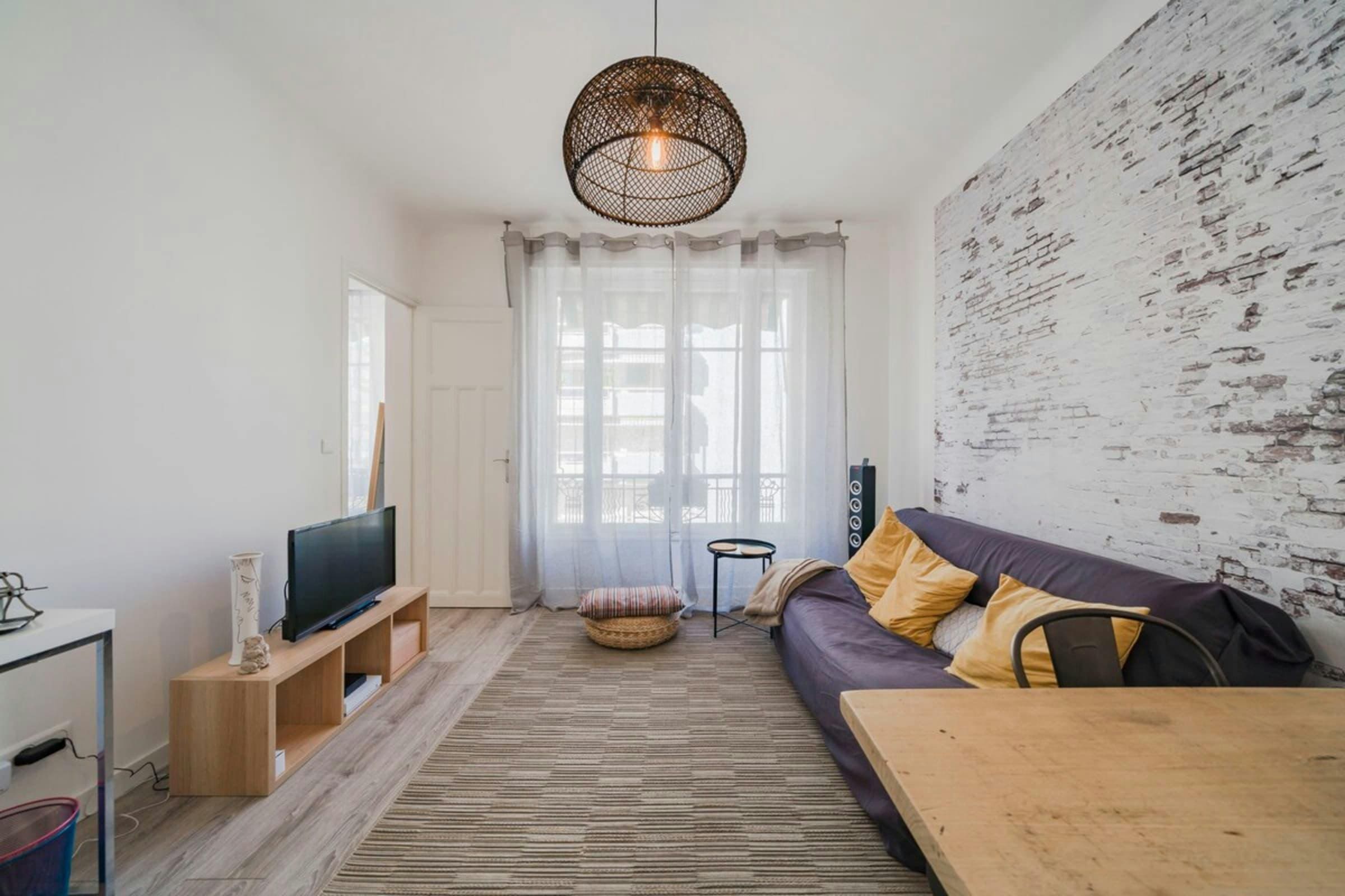 Villa Labech Croix-des-Gardes Cannes: Chic 1-Bedroom Apartment Rental with Air Conditioning, Cannes