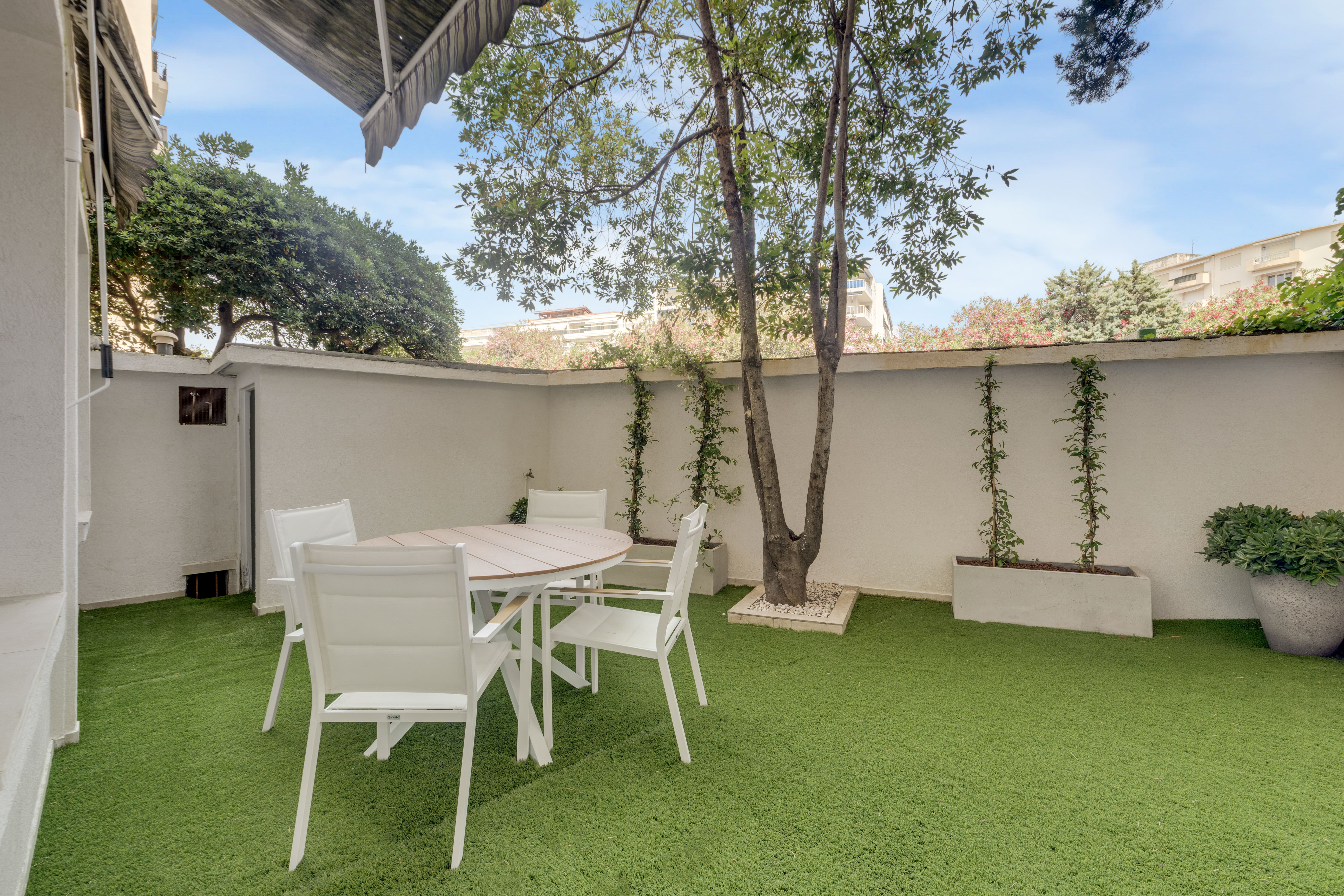 Villa Aurore Basse Californie Cannes-847122: Charming 2-Bedroom Apartment with Sea View and Air Conditioning, Cannes