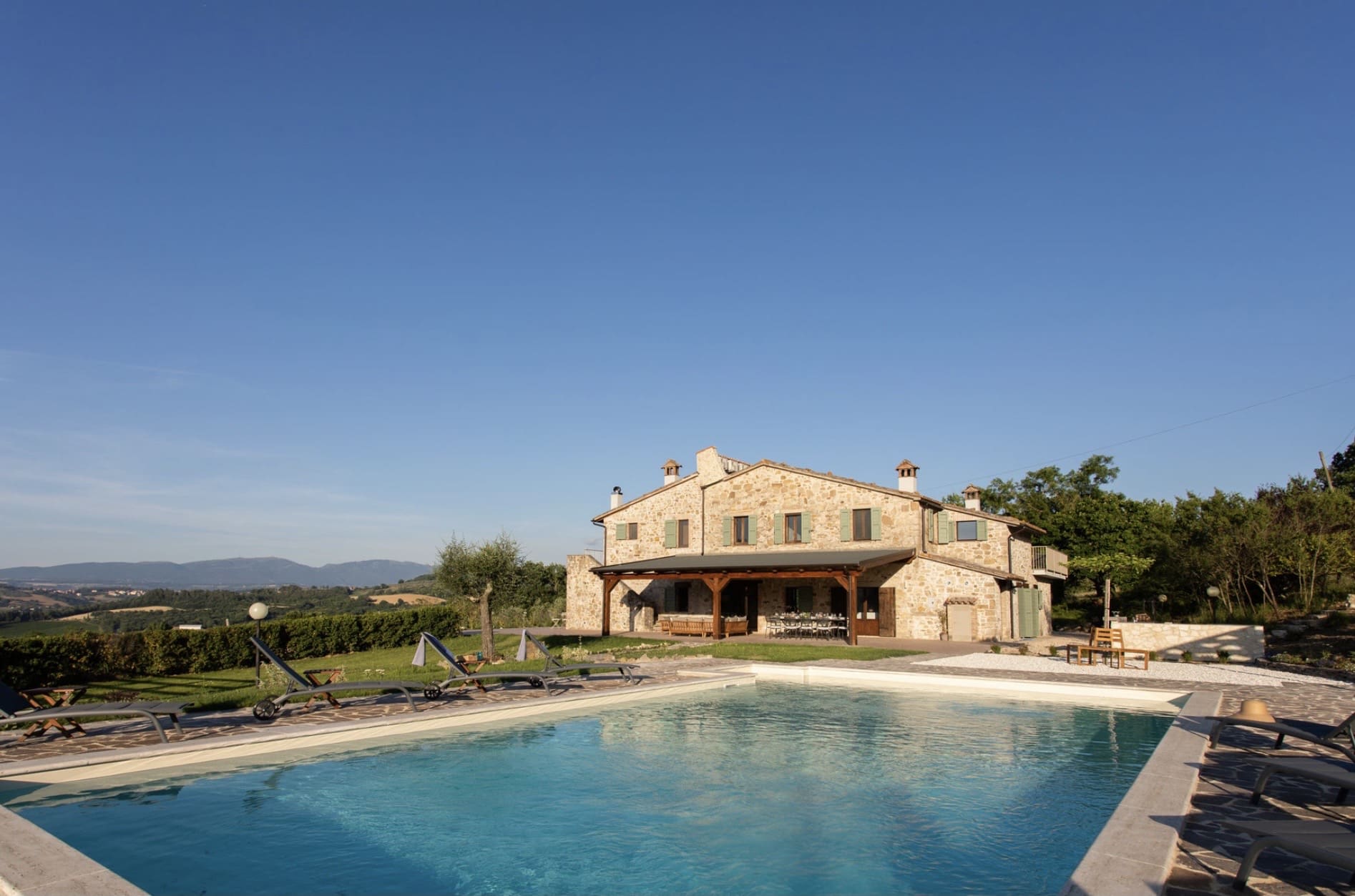 Villa Amaranto Colle San Fortunato Todi: Luxury 5-Bedroom Villa with Pool and Scenic Views, Todi
