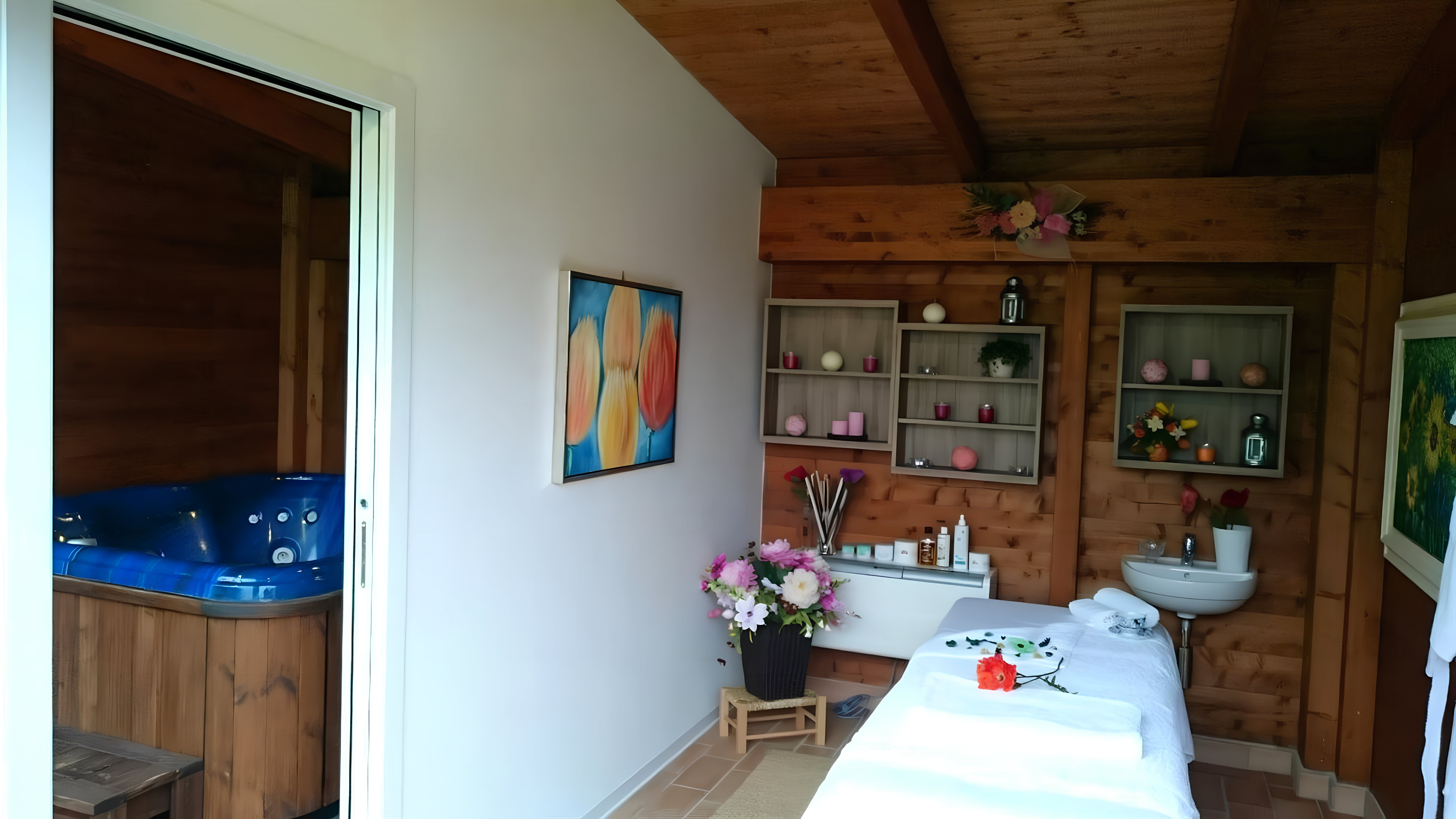 Fattoria Poggio Cortona: Luxury 6-Bedroom Apartment with Sauna and Pool, Val di Chiana