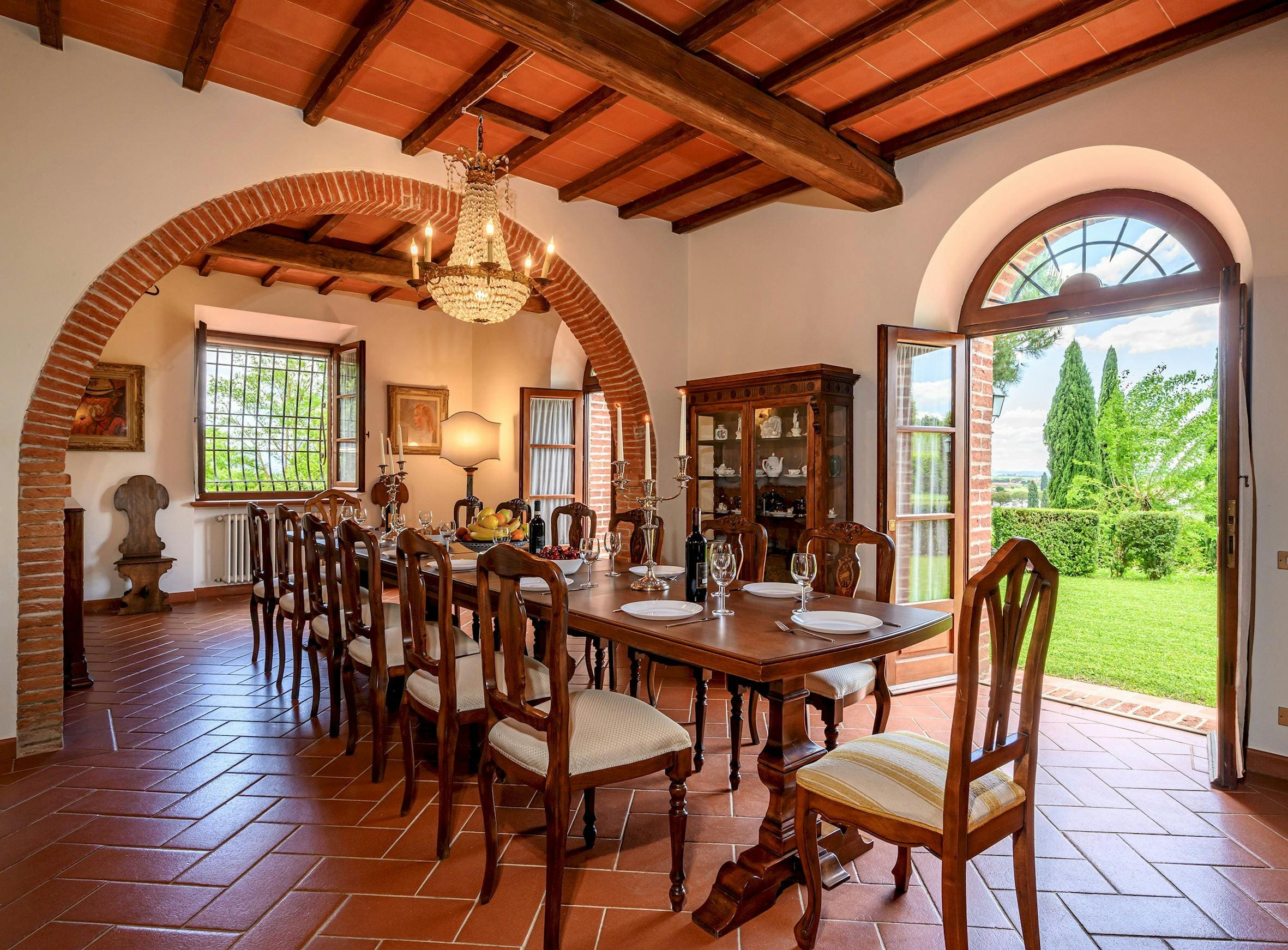 Villa Crepuscolo Farnetella Montepulciano: Charming 8-Bedroom Villa with Pool and Countryside Views, Montepulciano