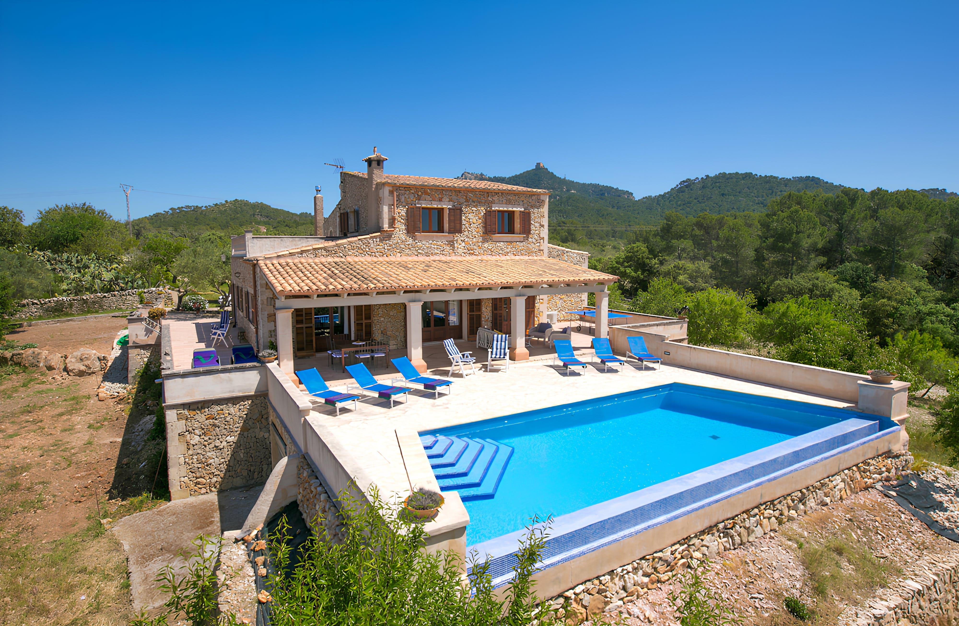 Finca Lluc Cala d’Or: Luxury 4-Bedroom Villa with Private Pool and Air Conditioning, Cala d’Or