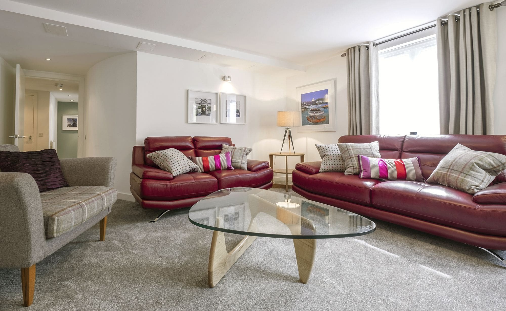 Hall Arthurs Hillside: Charming 3-Bedroom Apartment Rental with Family Features, Edinburgh Hillside