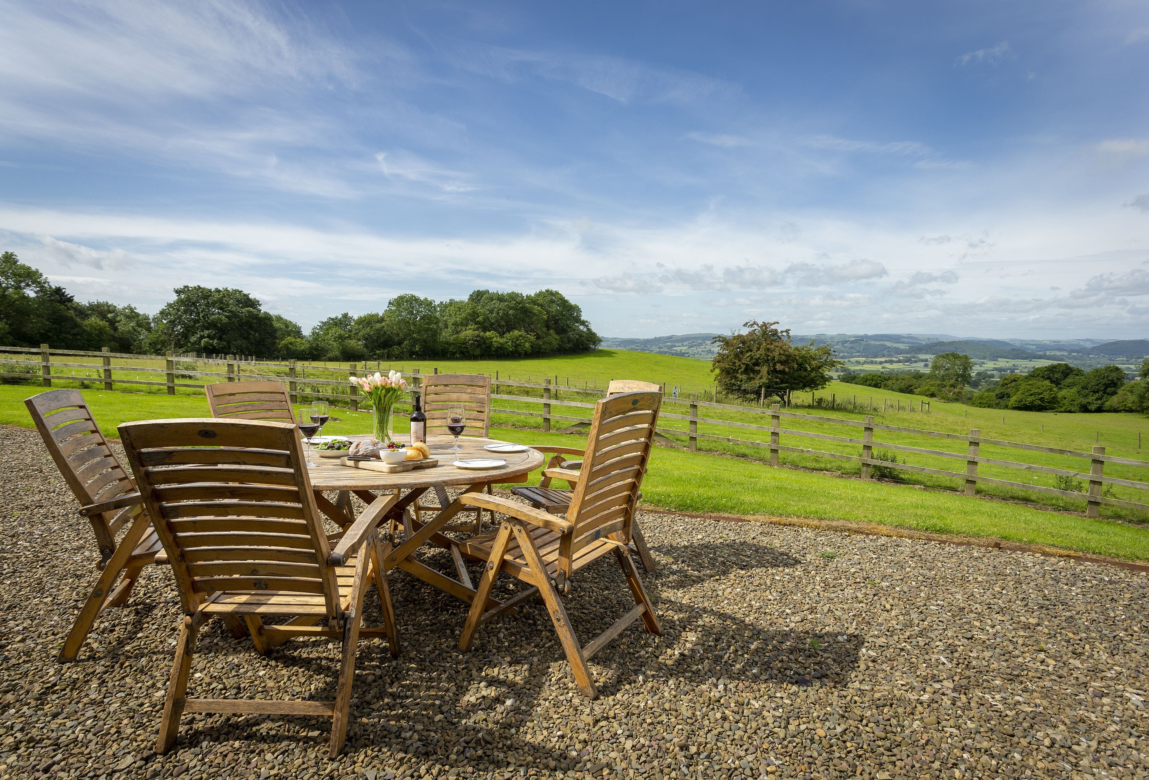 Hall Titterstone Ludlow: Luxury 3-Bedroom Cottage with Countryside Views, The Shropshire Hills