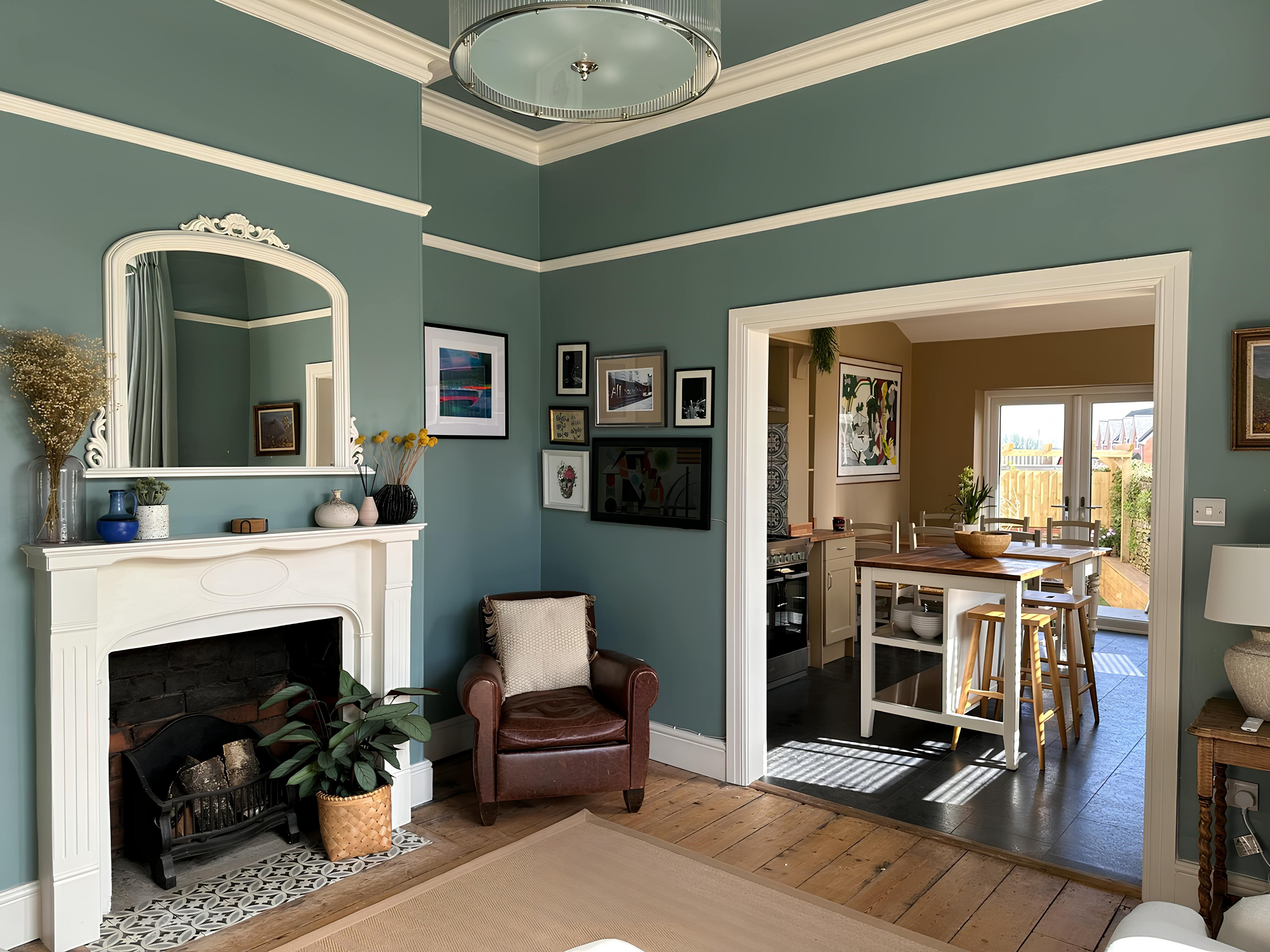 House Avonleigh Bath: Luxury 4-Bedroom Family-Friendly House with Courtyard Garden, Bath
