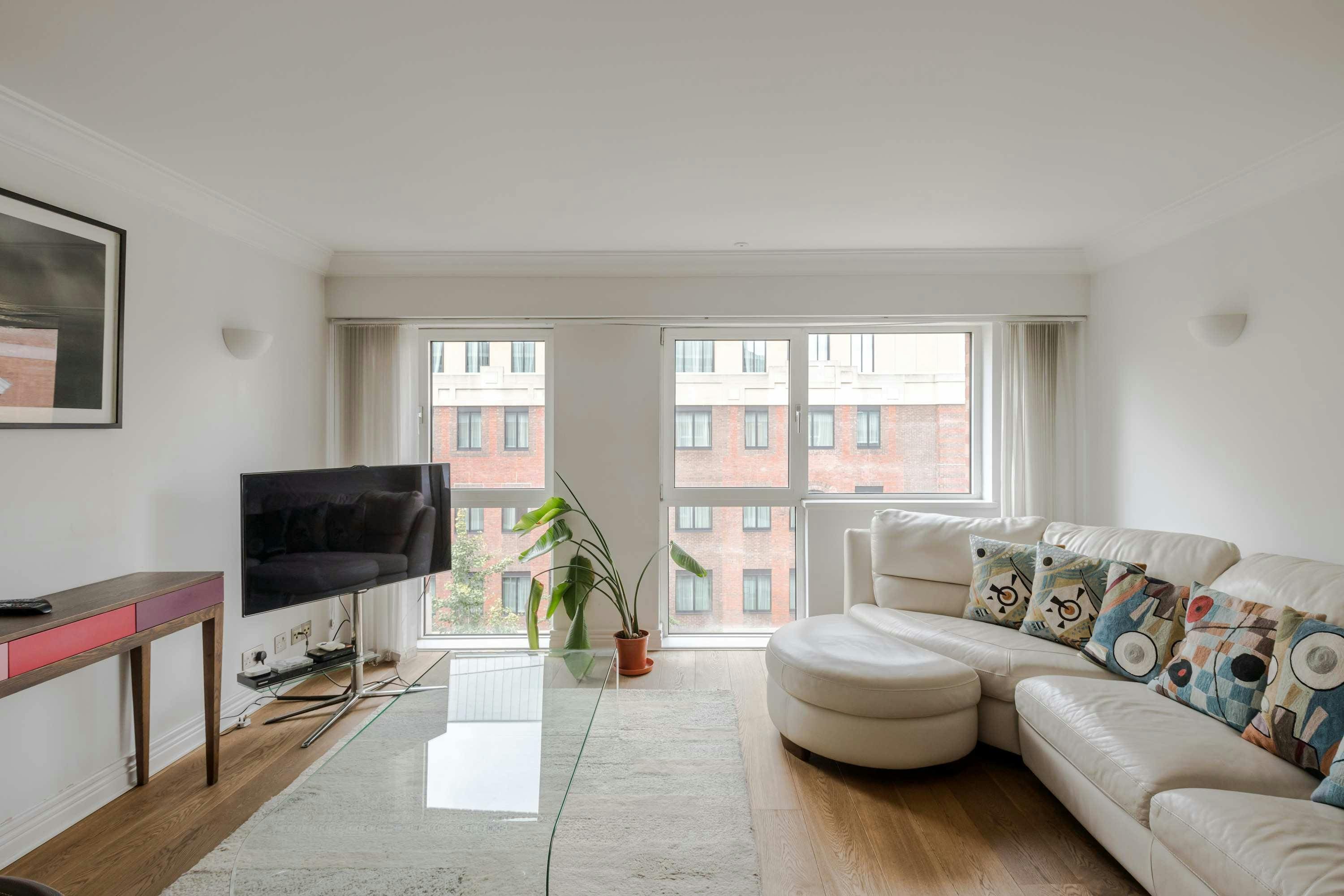 House Helm Lincoln’s Inn Covent Garden: Charming 1-Bedroom Townhouse Rental with Family-Friendly Comfort in Covent Garden