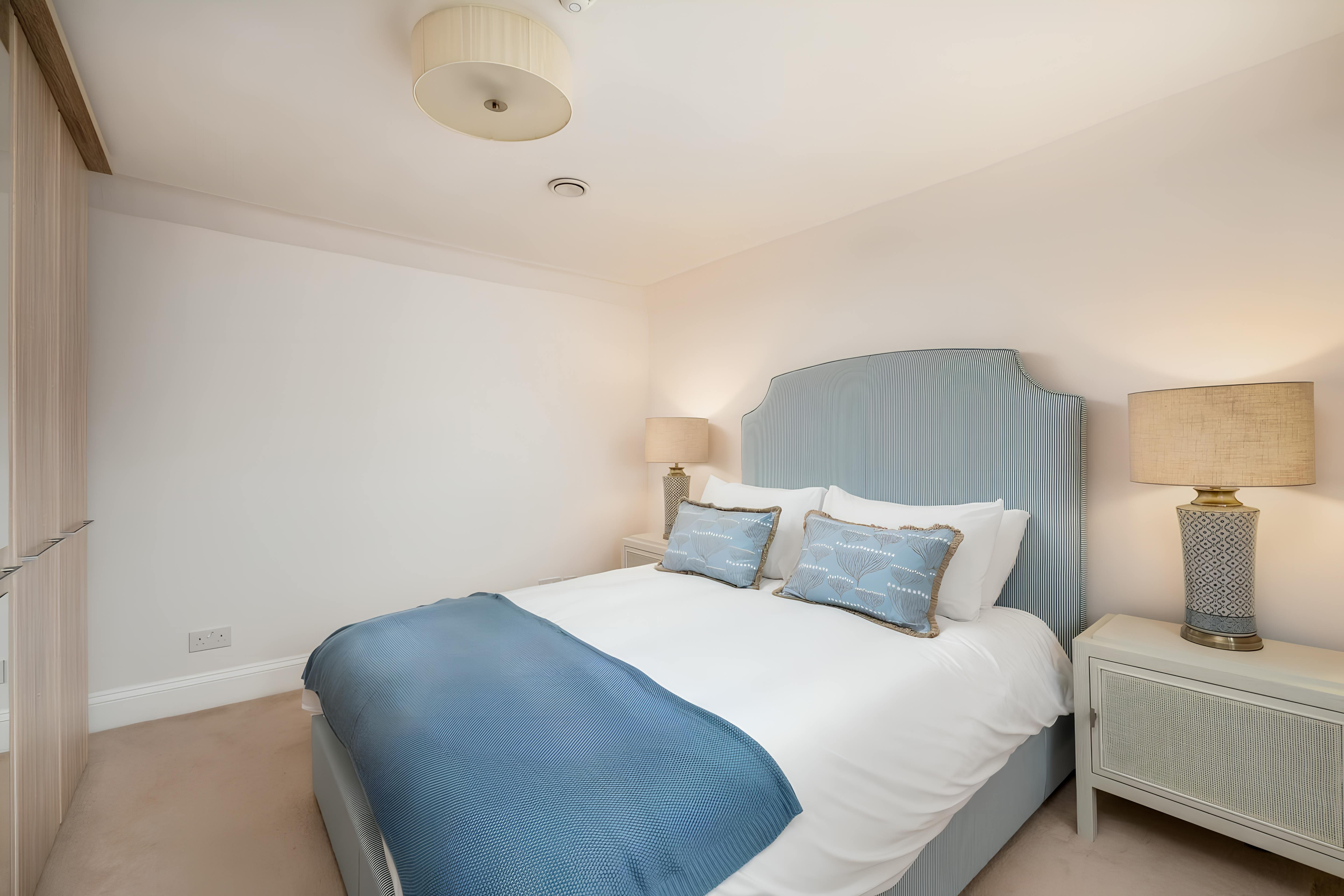 House Benington Hertfordshire: Charming 4-Bedroom Holiday Cottage with Private Garden, Hertfordshire