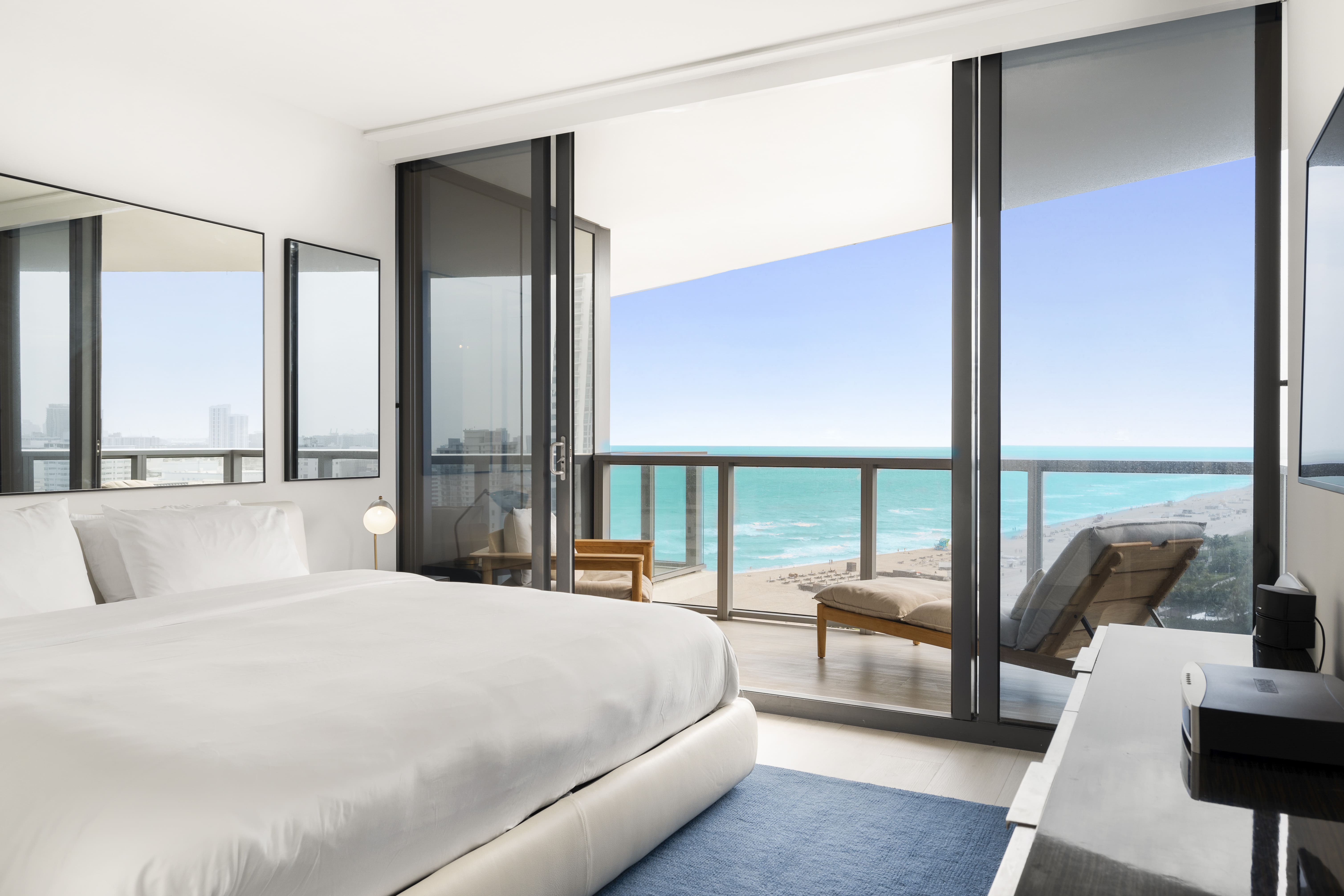 Villa Levante Normandy Isle Miami Beach: Luxury 2-Bedroom Apartment with Seaview, Miami Beach