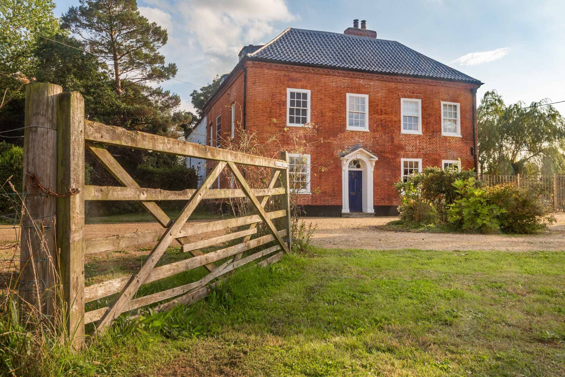 House Blackwater Reepham: Spacious 5-Bedroom Apartment with Countryside Views, Reepham