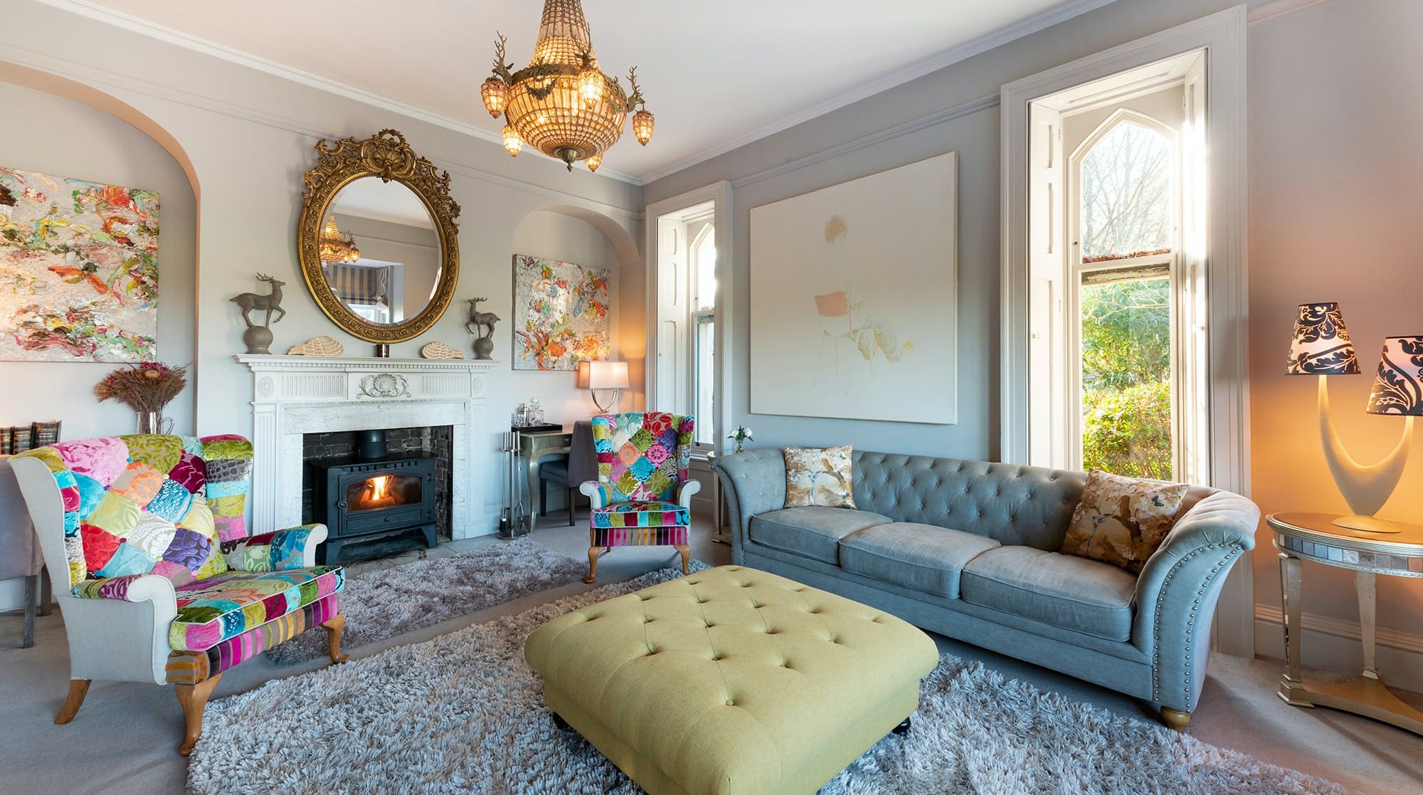House Lysias Dedworth Windsor: Stunning 4-Bedroom Luxury House with Hot Tub, Windsor