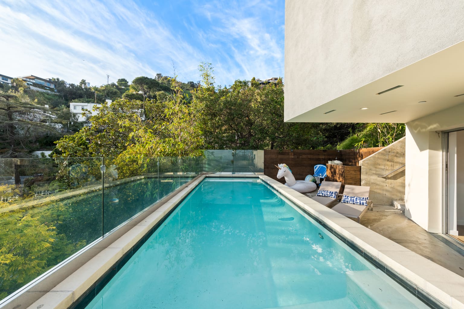 Villa Céladon Runyon Laurel Canyon: Spacious 4-Bedroom Apartment with Pool and Hot Tub, Laurel Canyon