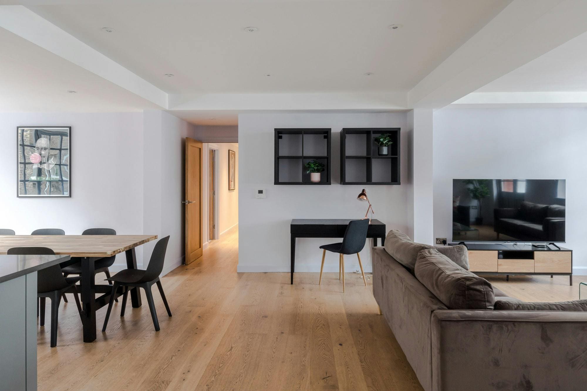 House Gloaming Finsbury Clerkenwell: Spacious 3-Bedroom Luxury Apartment for Families, Clerkenwell