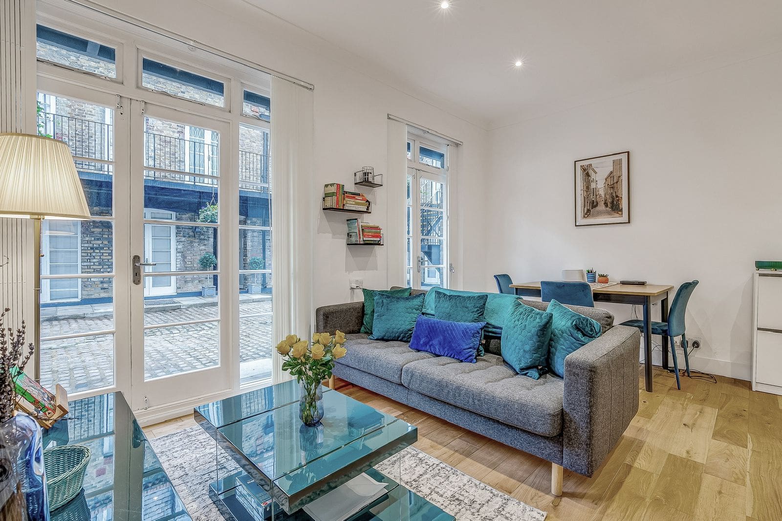 House Gorse Harrow Paddington: Stylish 2-Bedroom Apartment Rental with Family-Friendly Features, Paddington London