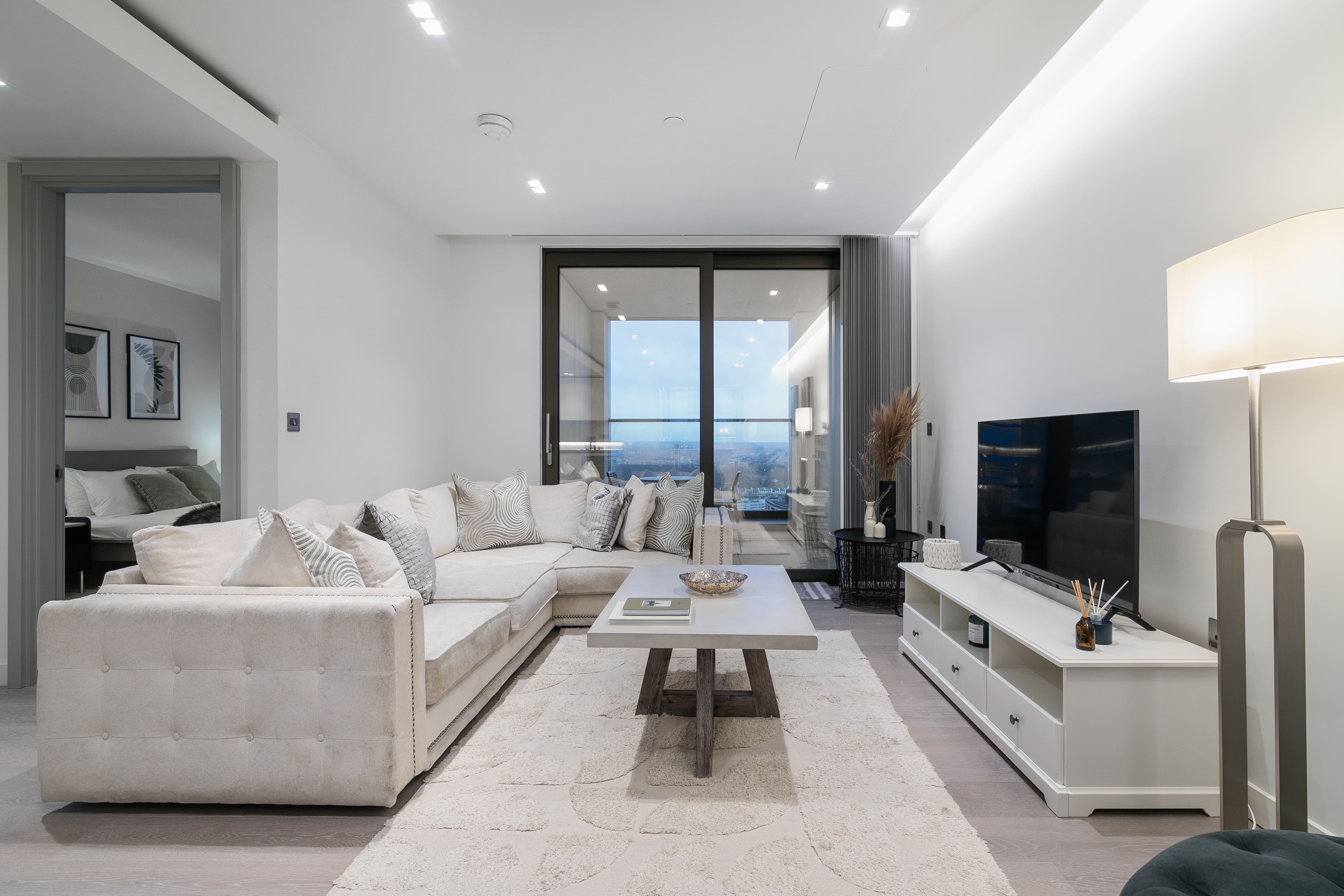 House Gloaming Blomfield Paddington: Elegant 2-Bedroom Apartment with Sauna and Balcony, Paddington London