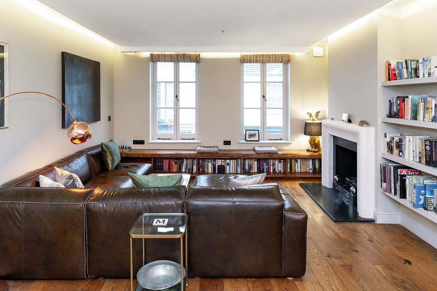 House Helm Ladbroke Grove Notting Hill: Stylish 2-Bedroom Luxury Apartment Rental with Roof Terrace, Notting Hill