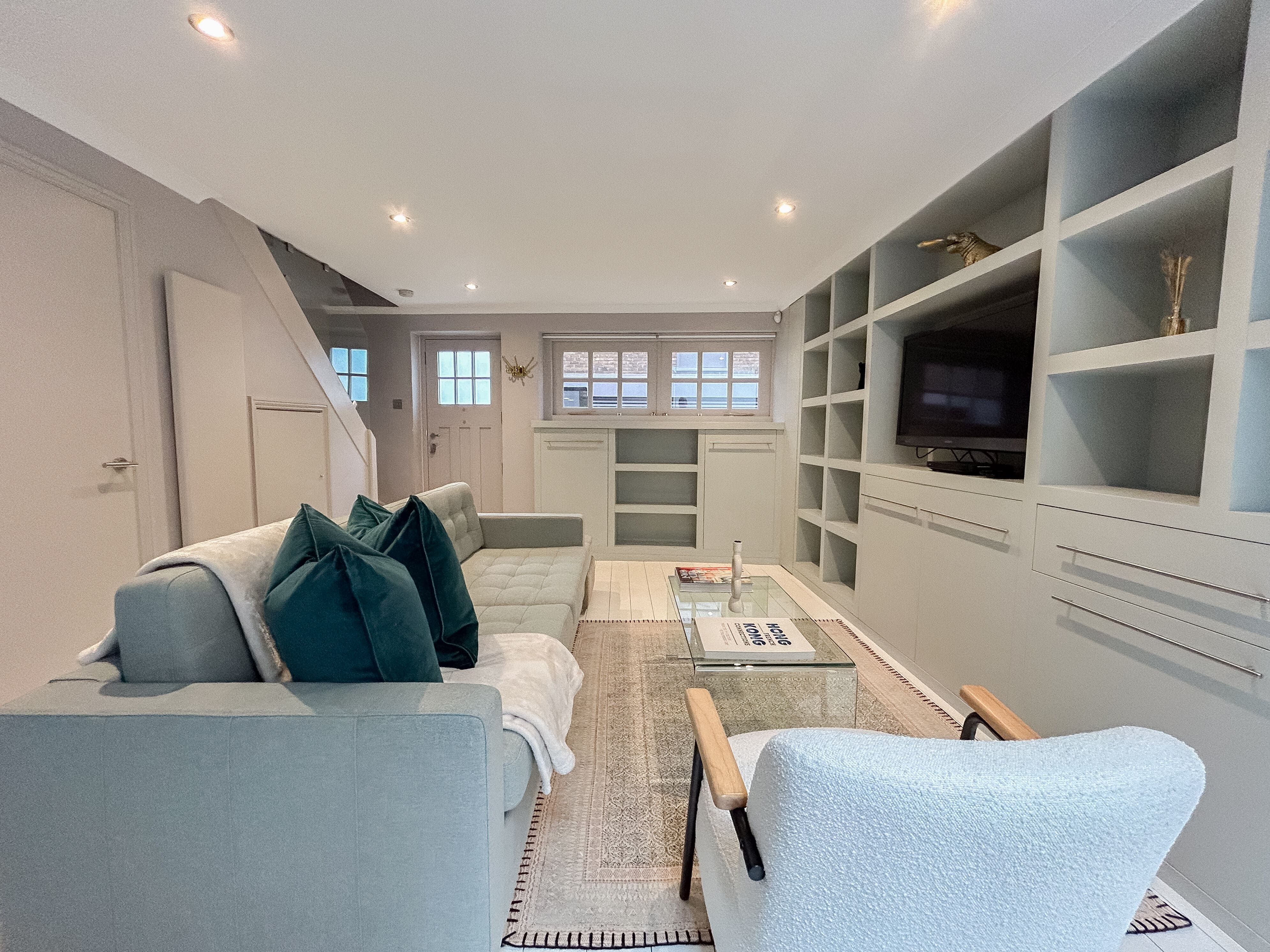 House Helm Lansdowne Notting Hill: Charming 1-Bedroom Townhouse Rental with Rooftop Terrace, Notting Hill