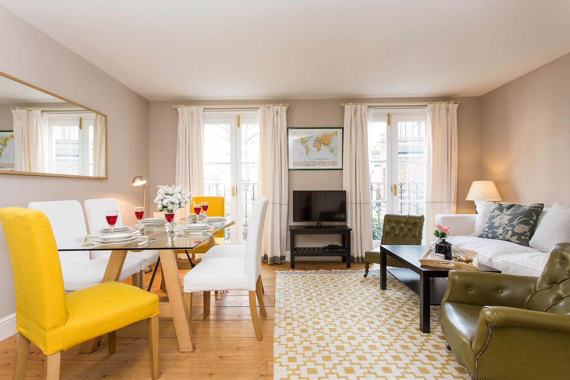 House Helm Grosvenor Pimlico: Charming 2-Bedroom Apartment Rental with Garden Terrace in Pimlico, London