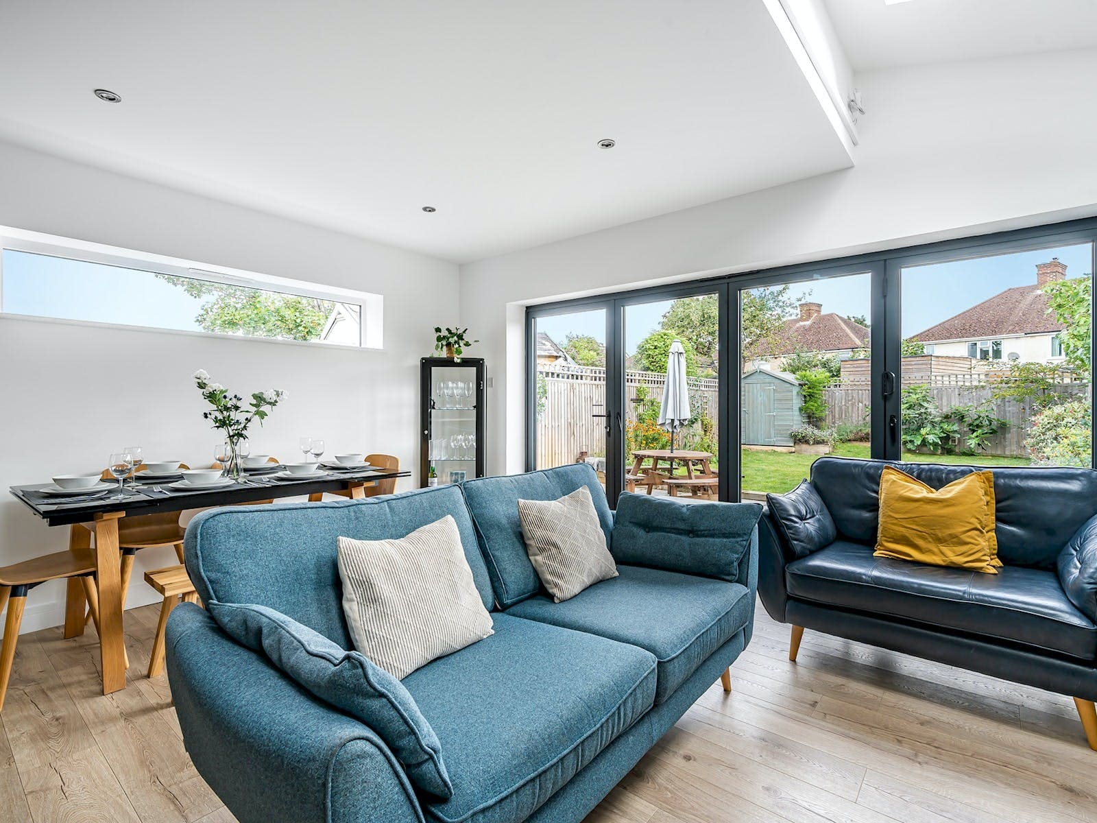 House Hinksey Oxford: Spacious 4-Bedroom Apartment Rental with Family Features in Oxford