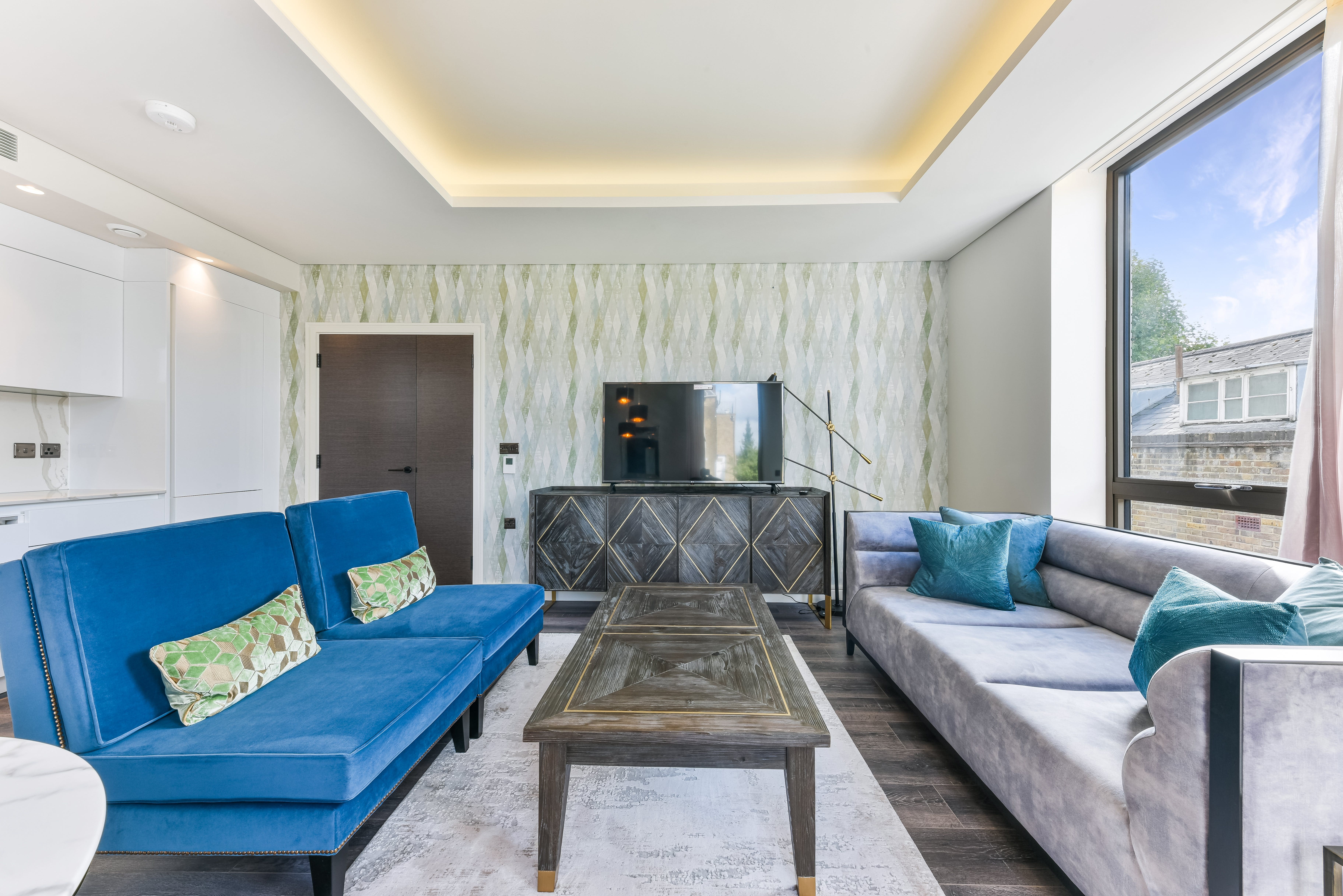 House Helm Holland Park Courtfield Holland Park: Elegant 1-Bedroom Apartment Rental with Air-Con in Holland Park, London