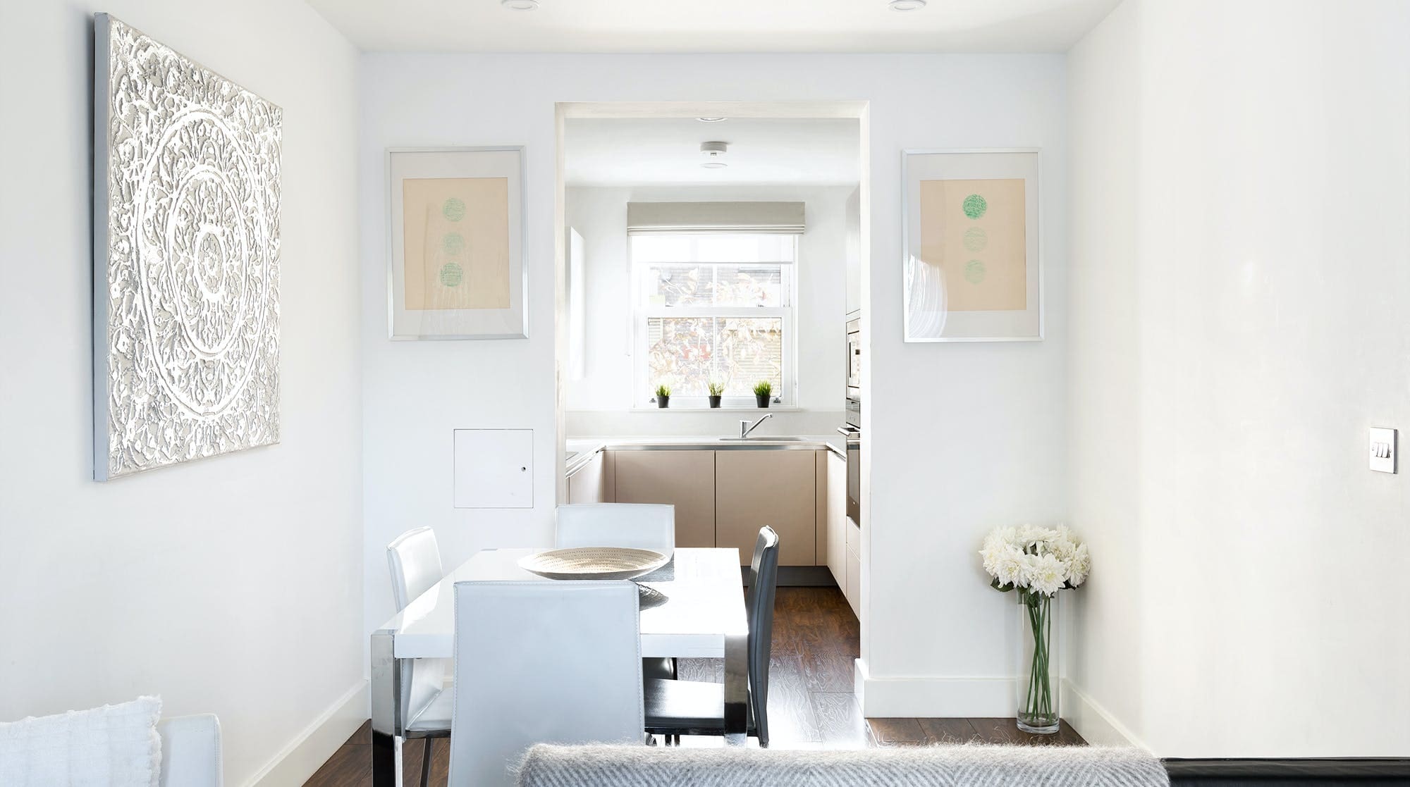 House Juniper Bermondsey: Luxury 4-Bedroom House with Private Garden and Balcony, Bermondsey