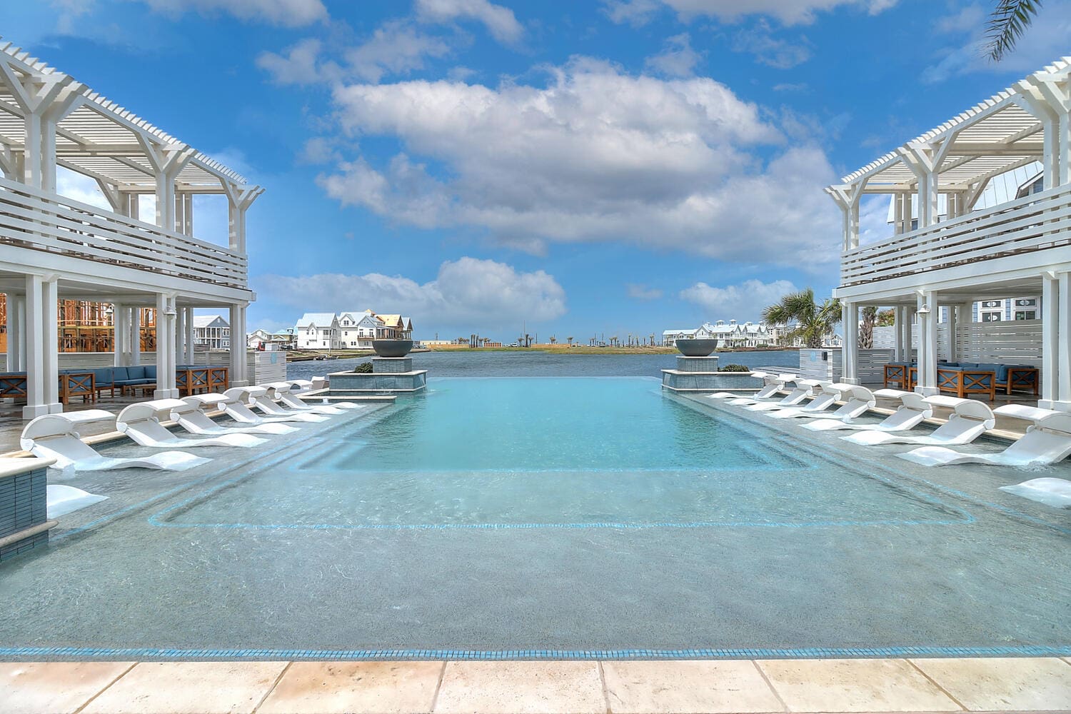 House Laguna Corpus: 5-Bedroom Luxury Villa with Seaview and Pool, Nueces County