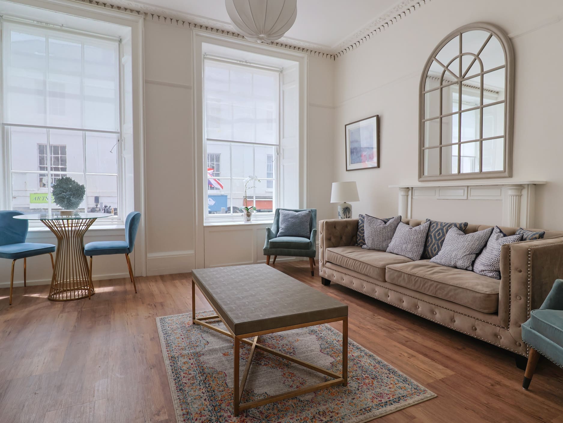 House Gregale Monmouth Lyme Regis: Luxury 1-Bedroom Townhouse Rental with Shared Garden in Lyme Regis