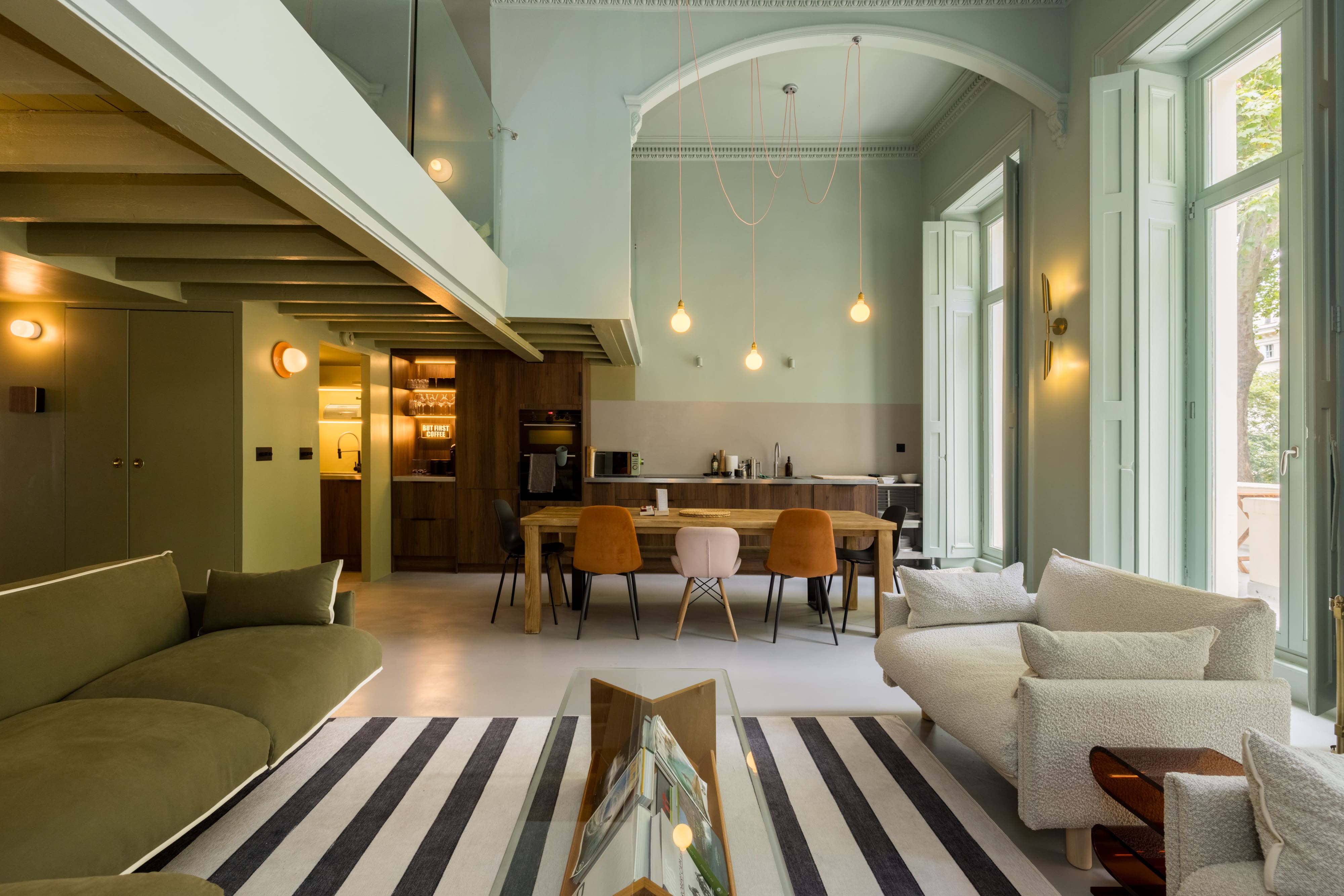 House Gregale Harrow Paddington: Stylish 2-Bedroom Luxury Apartment for Families, Paddington