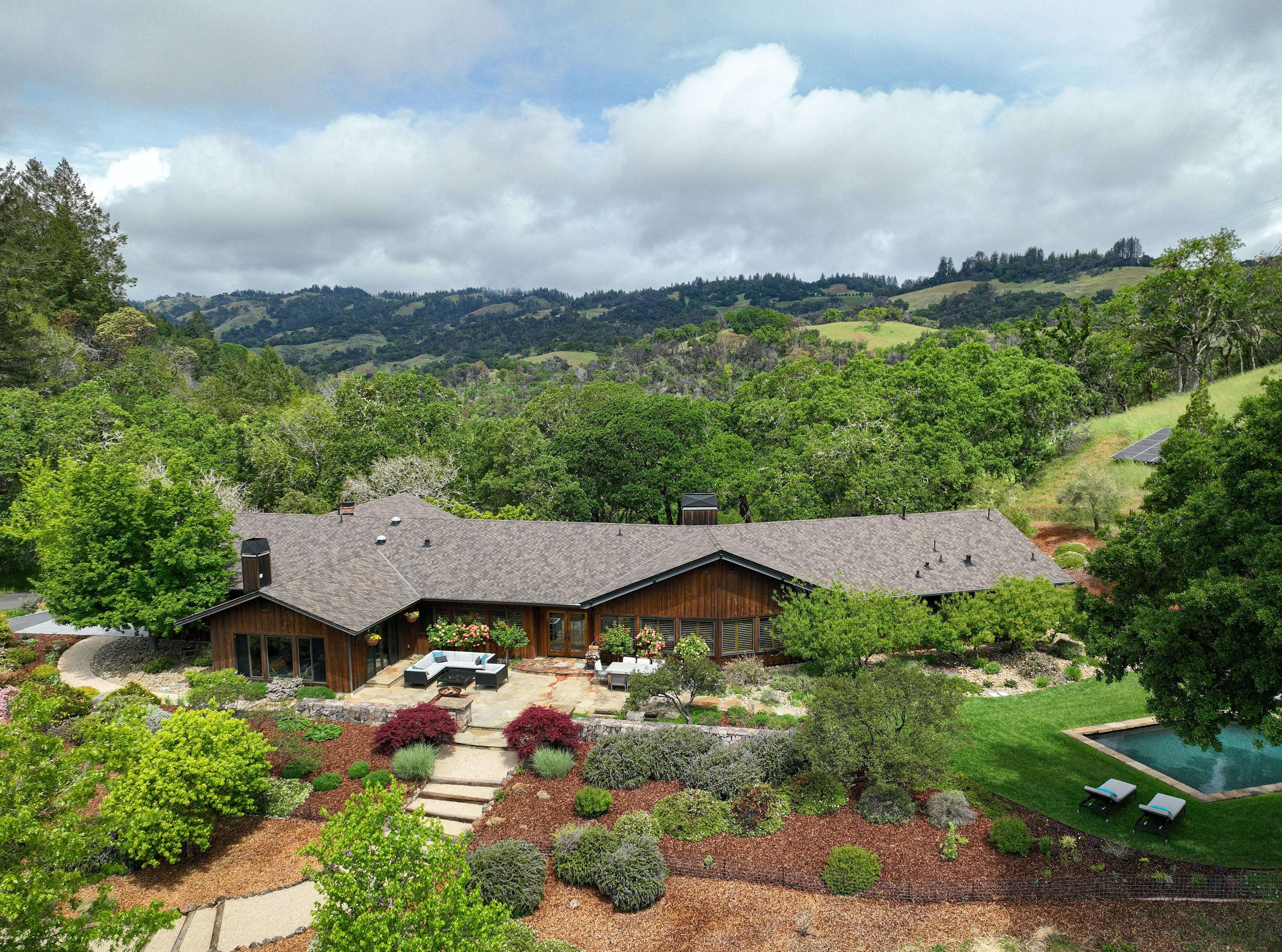 Villa Autan Glen Ellen Sonoma Valley: Luxury 4-Bedroom Apartment with Pool and Seaview, Sonoma Valley